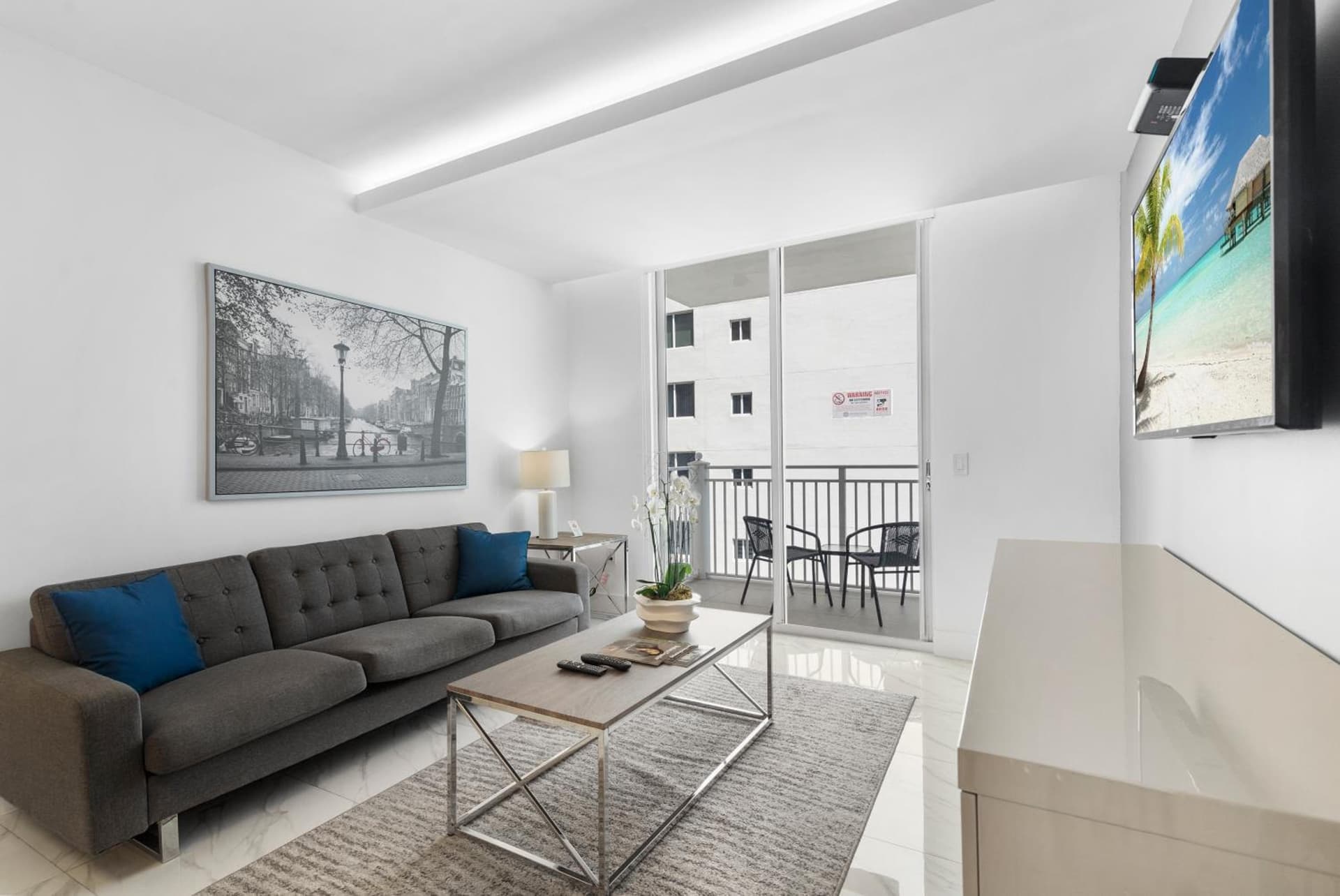 Fortune House Hotel Suites gallery photo in Miami, FL — image 105