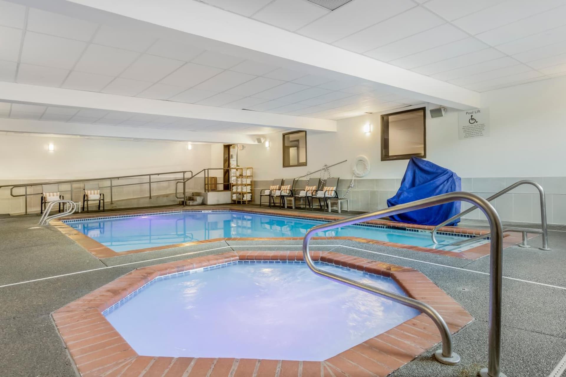 Comfort Inn & Suites Pacific - Auburn gallery photo in Auburn, WA — image 33