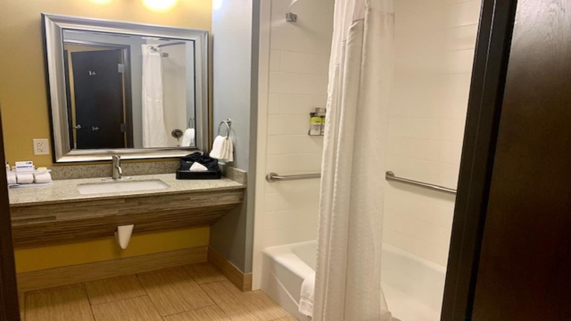 Holiday Inn Express & Suites Perry-National Fairground Area #34 by IHG gallery photo in Perry, GA — image 75