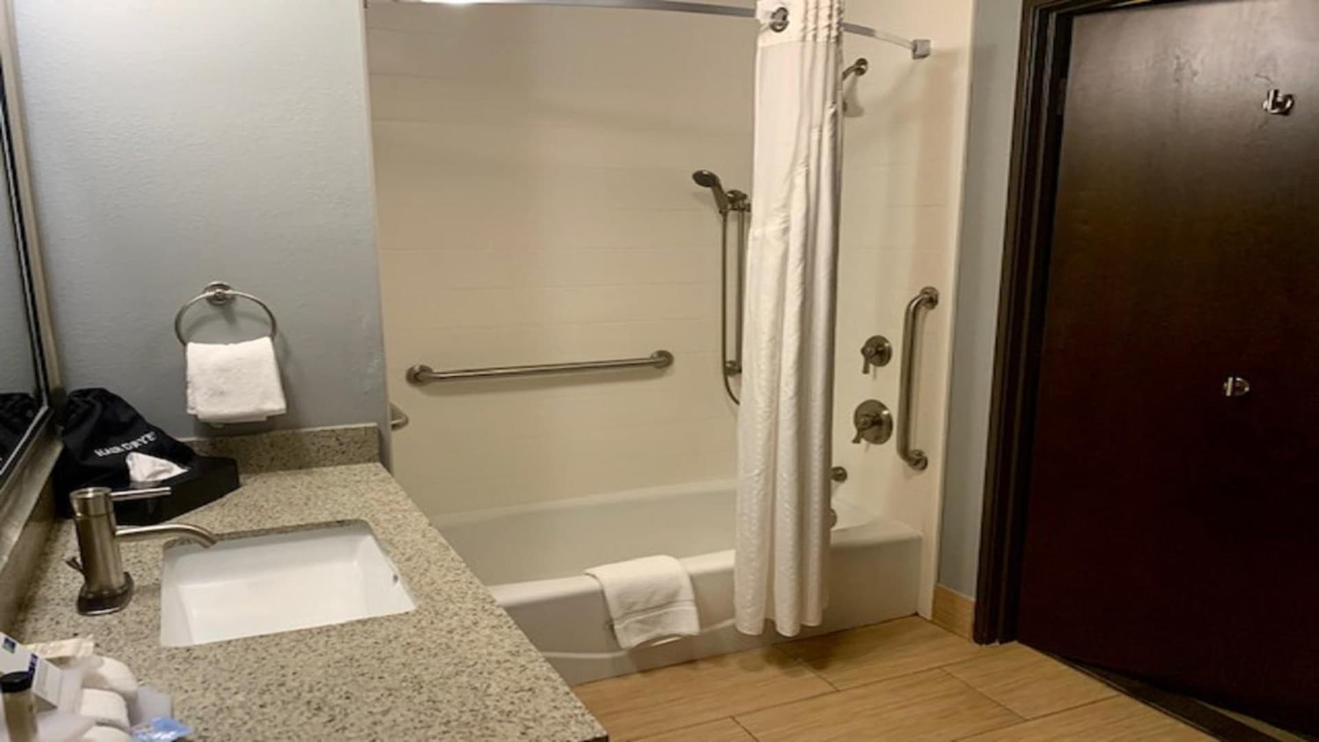 Holiday Inn Express & Suites Perry-National Fairground Area #34 by IHG gallery photo in Perry, GA — image 77