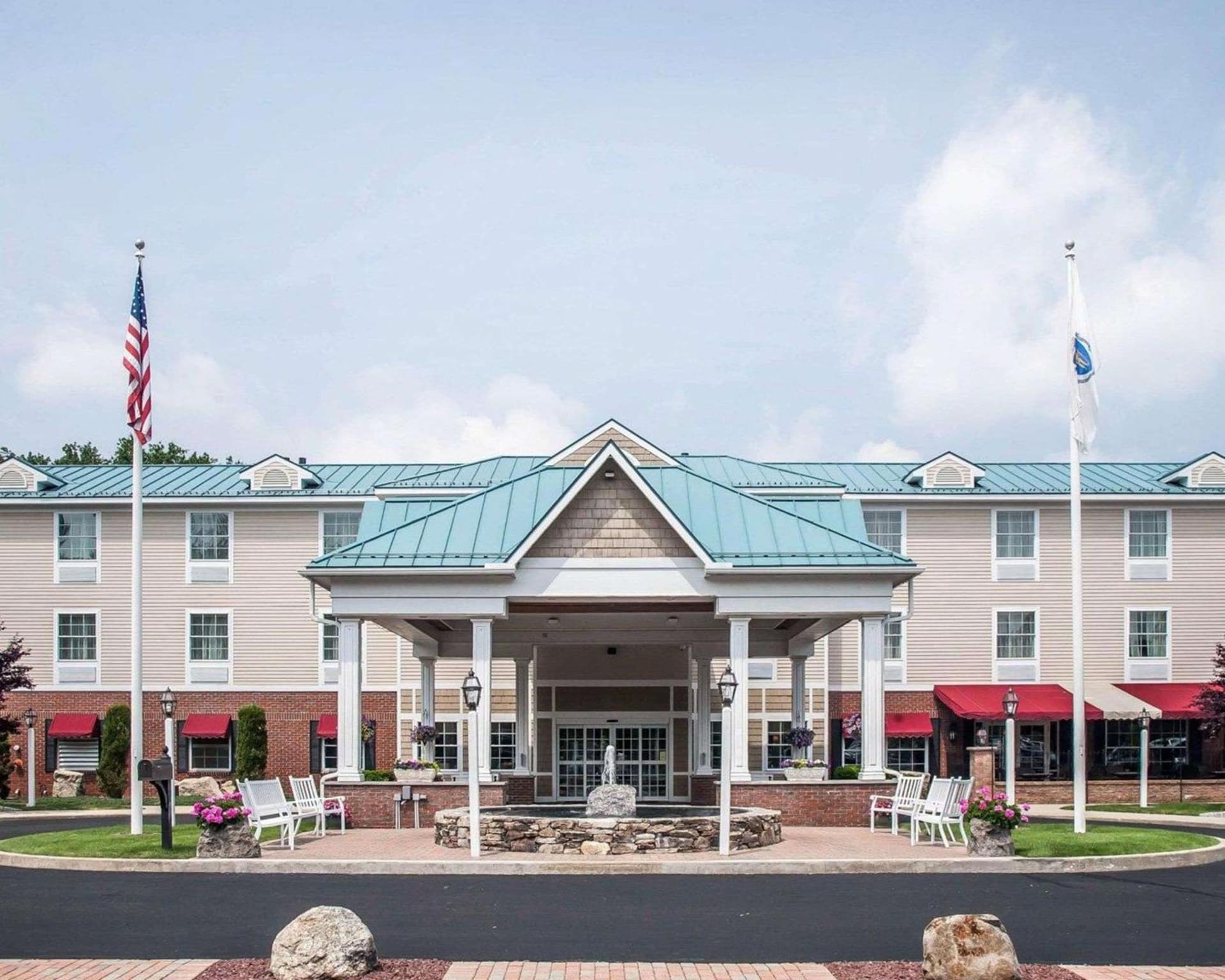 Comfort Inn & Suites Sturbridge-Brimfield featured exterior or lobby in Sturbridge, MA — similar hotel