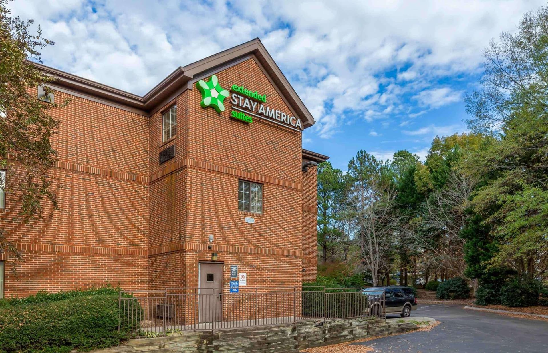 Extended Stay America Suites - Raleigh - North Raleigh - Wake Towne Dr featured exterior or lobby in Raleigh, NC — similar hotel