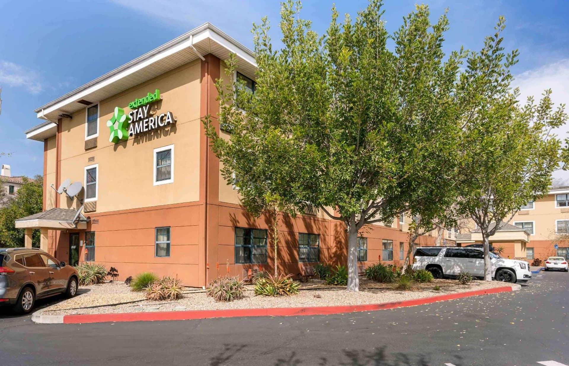 Extended Stay America Suites - Santa Barbara - Calle Real featured exterior or lobby in Santa Barbara, CA — similar hotel