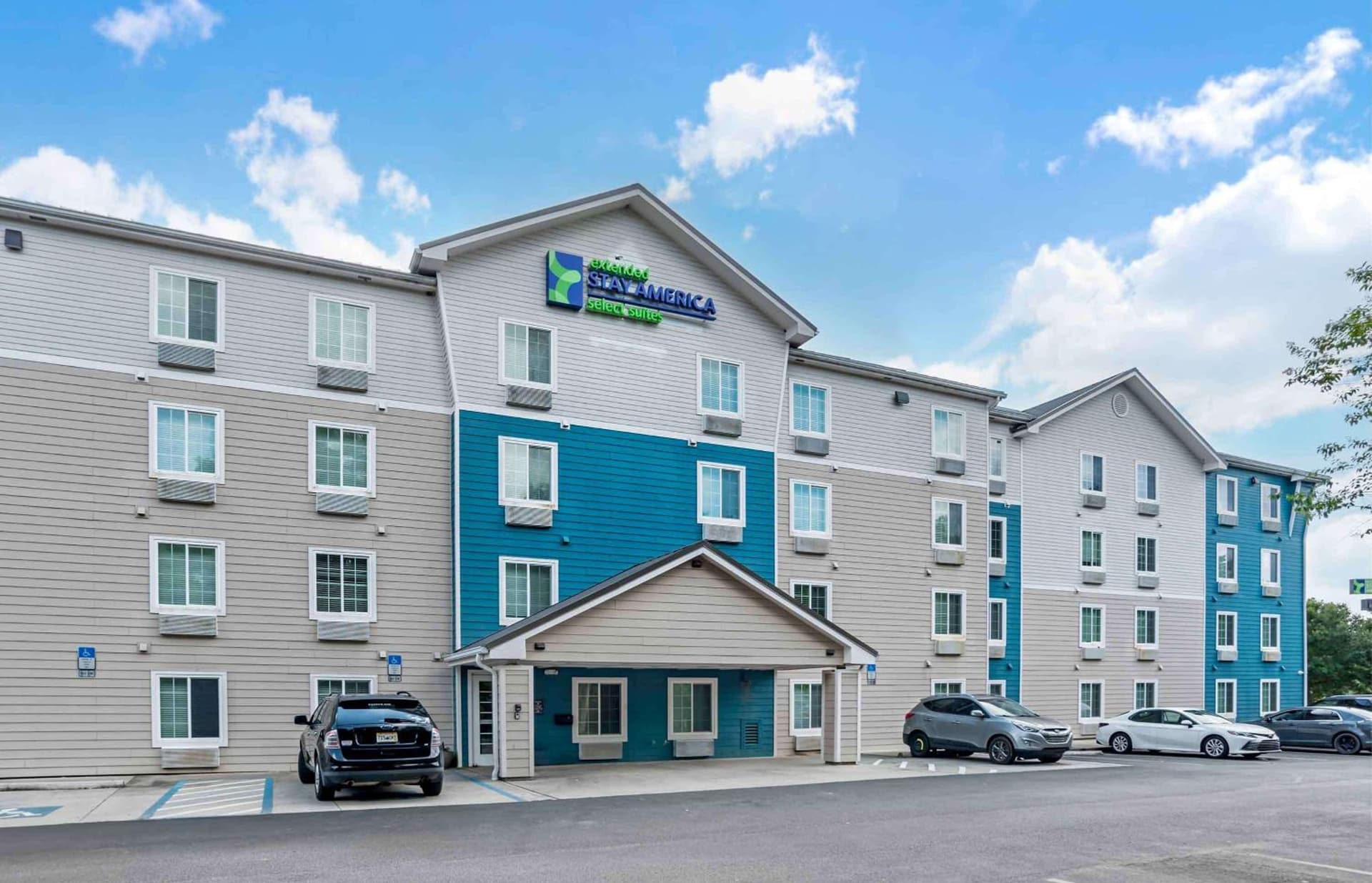 Extended Stay America Select Suites - Pensacola - Northwest featured exterior or lobby in Pensacola, FL — similar hotel