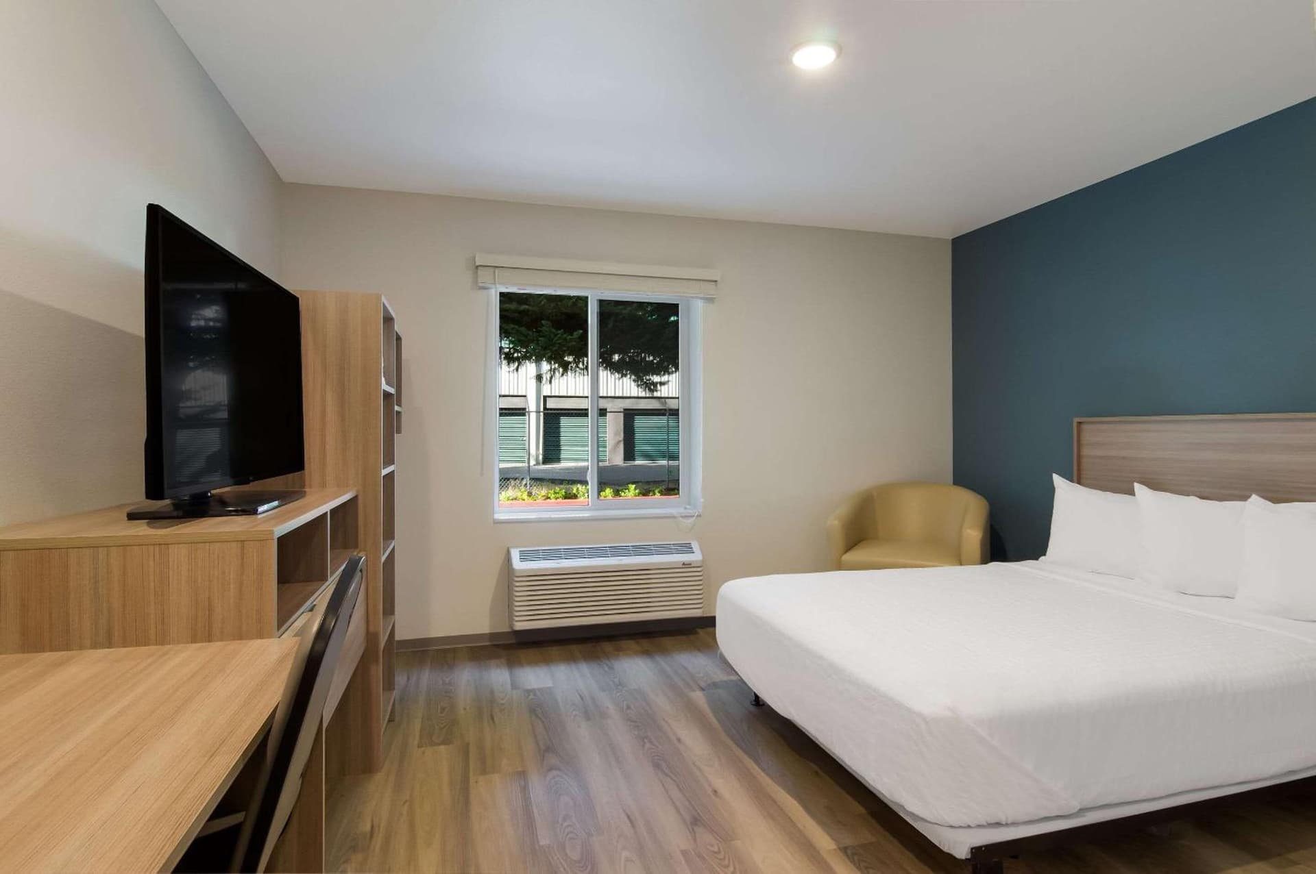WoodSpring Suites Olympia - Lacey gallery photo in Olympia, WA — image 22