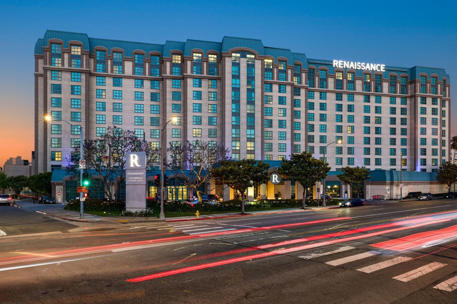 Renaissance Los Angeles Airport Hotel interior in Los Angeles, CA — gallery photo 2