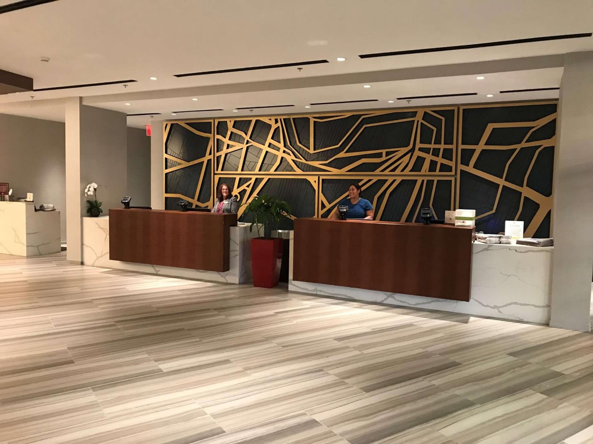 DoubleTree by Hilton Hotel Newark Airport gallery photo in Newark, NJ — image 70