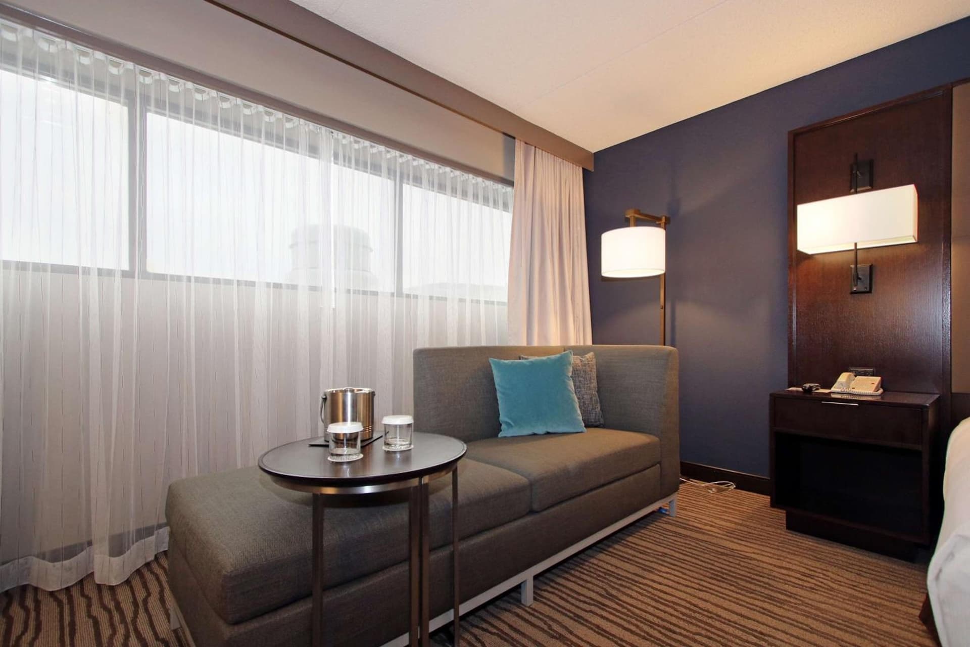 DoubleTree by Hilton Hotel Newark Airport gallery photo in Newark, NJ — image 66