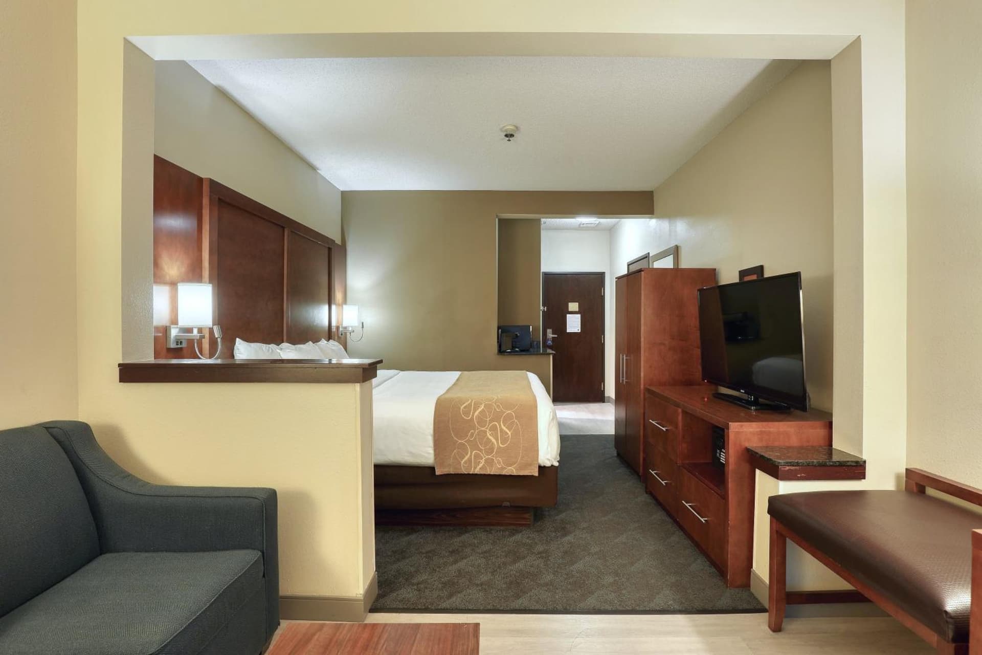Comfort Suites Appleton Airport gallery photo in Appleton, WI — image 103
