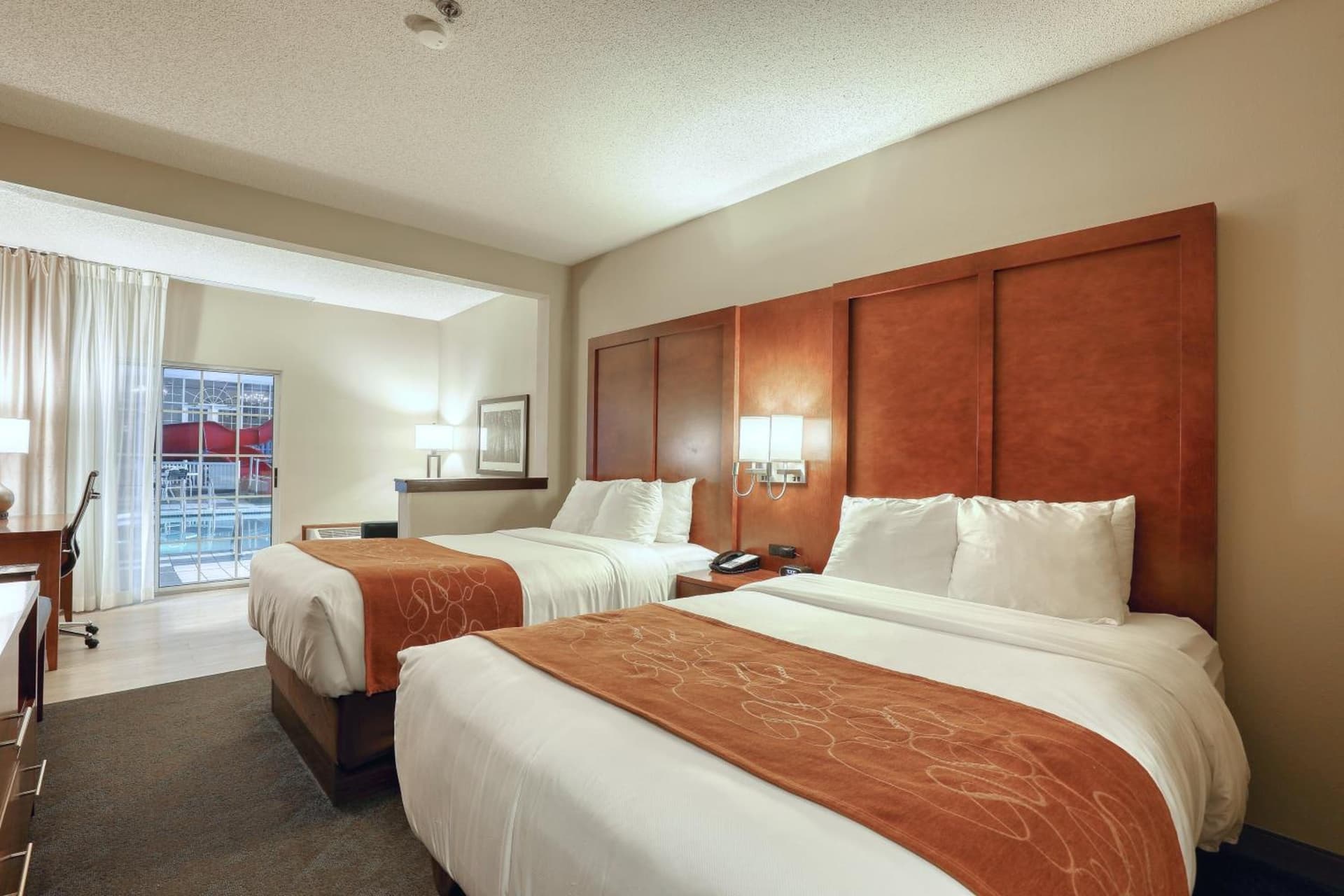 Comfort Suites Appleton Airport gallery photo in Appleton, WI — image 102
