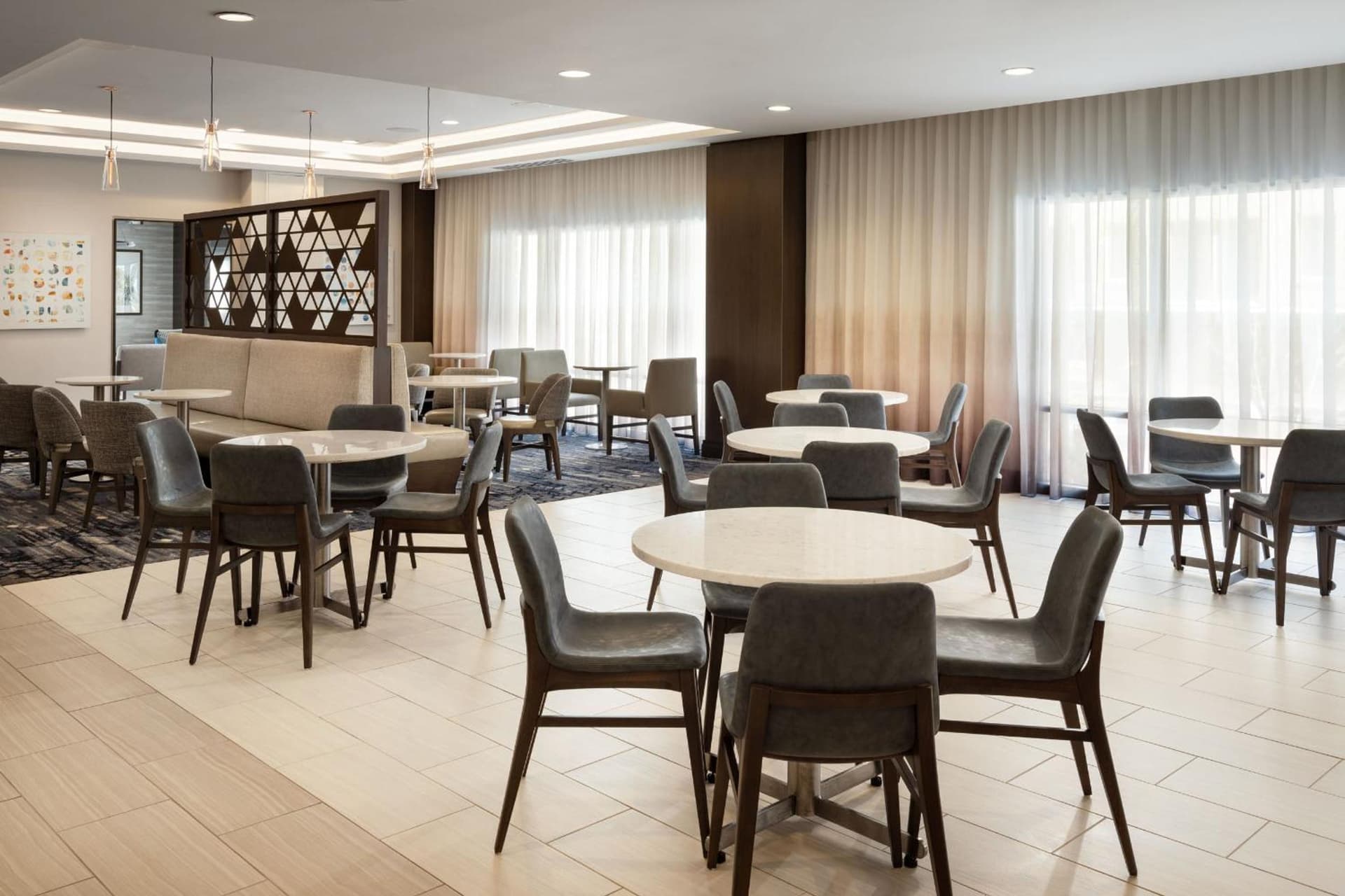 Residence Inn by Marriott Oakland Downtown gallery photo in Oakland, CA — image 10