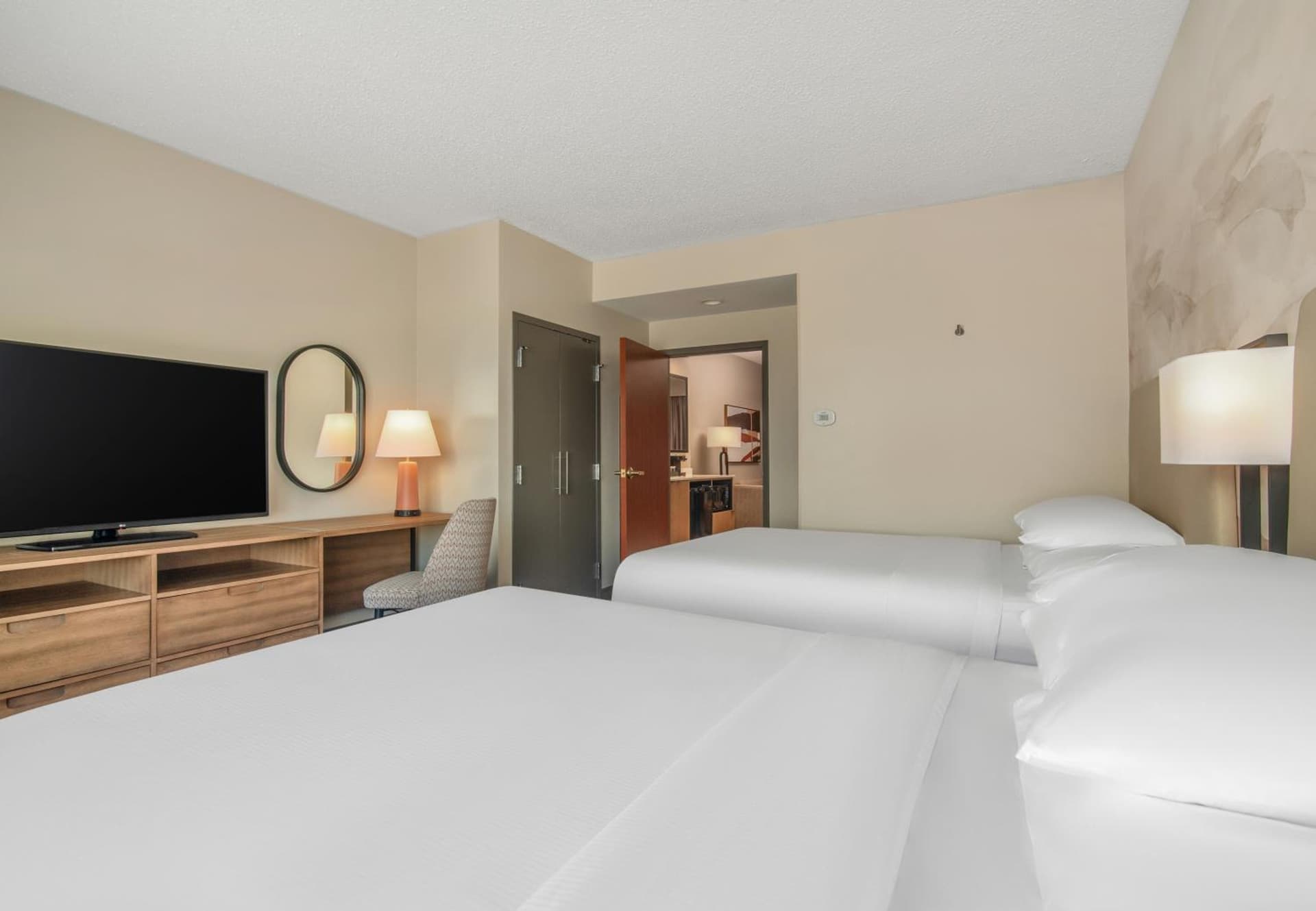 Embassy Suites by Hilton Albuquerque gallery photo in Albuquerque, NM — image 53