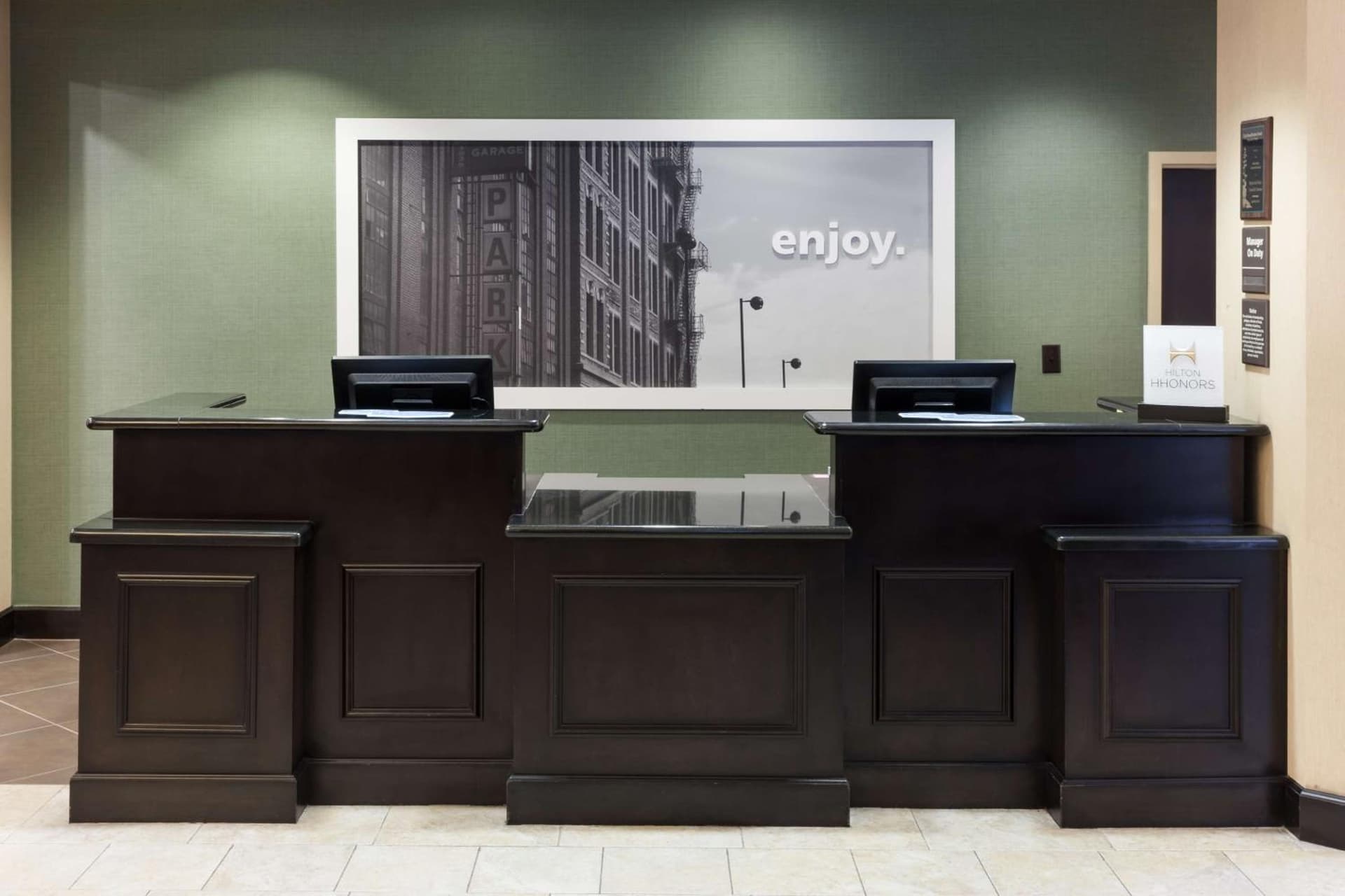 Hampton Inn & Suites Gainesville Downtown property views in Gainesville, FL — gallery photo 3