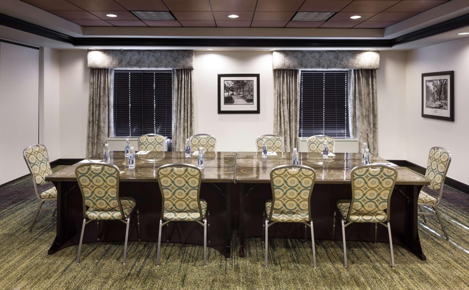 Hampton Inn & Suites Gainesville Downtown gallery photo in Gainesville, FL — image 7
