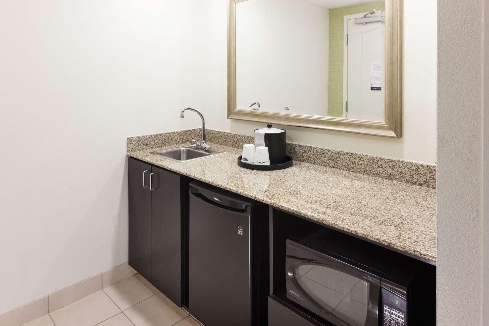 Hampton Inn & Suites Gainesville Downtown gallery photo in Gainesville, FL — image 38