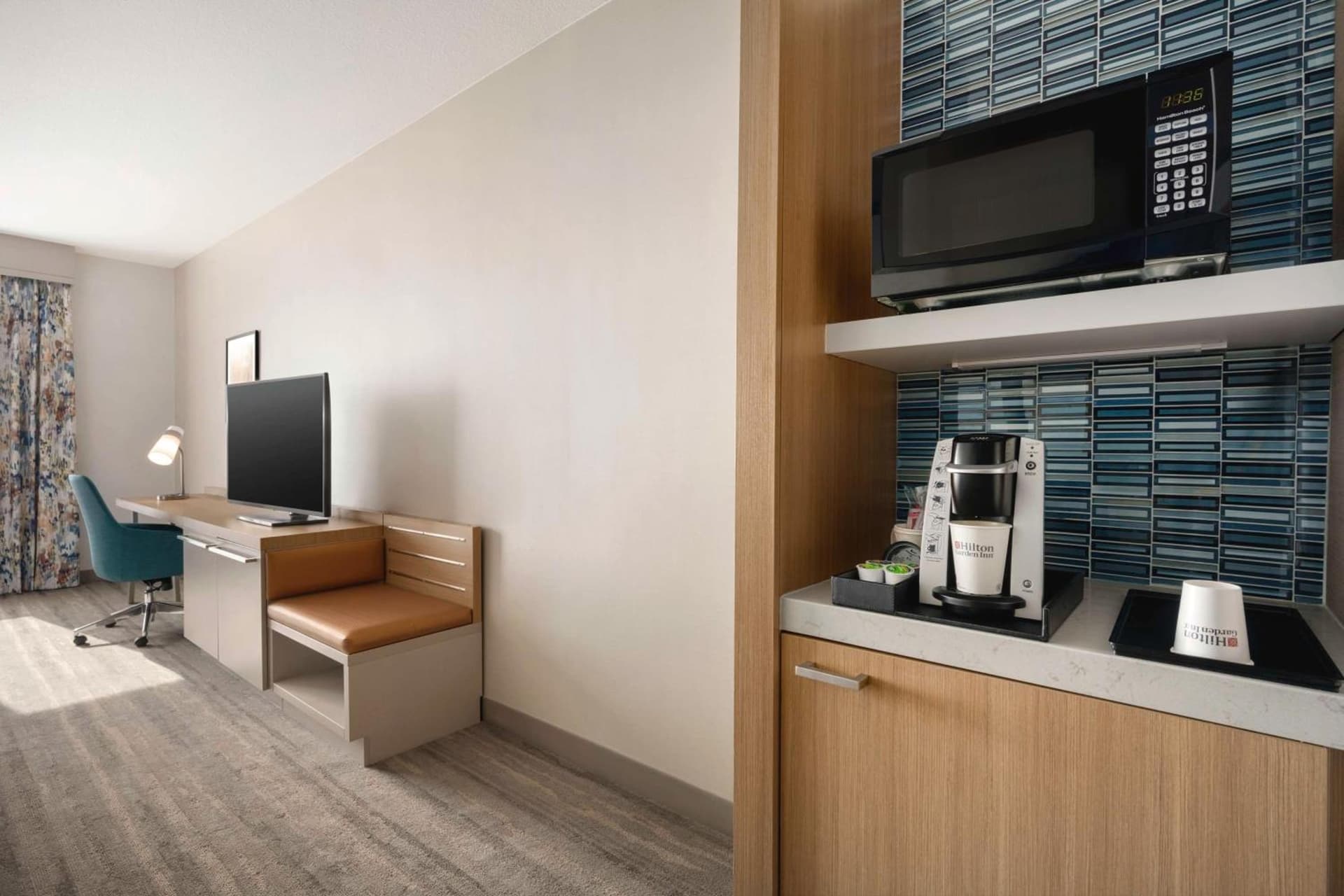 Hilton Garden Inn Fort Collins property views in Fort Collins, CO — gallery photo 3