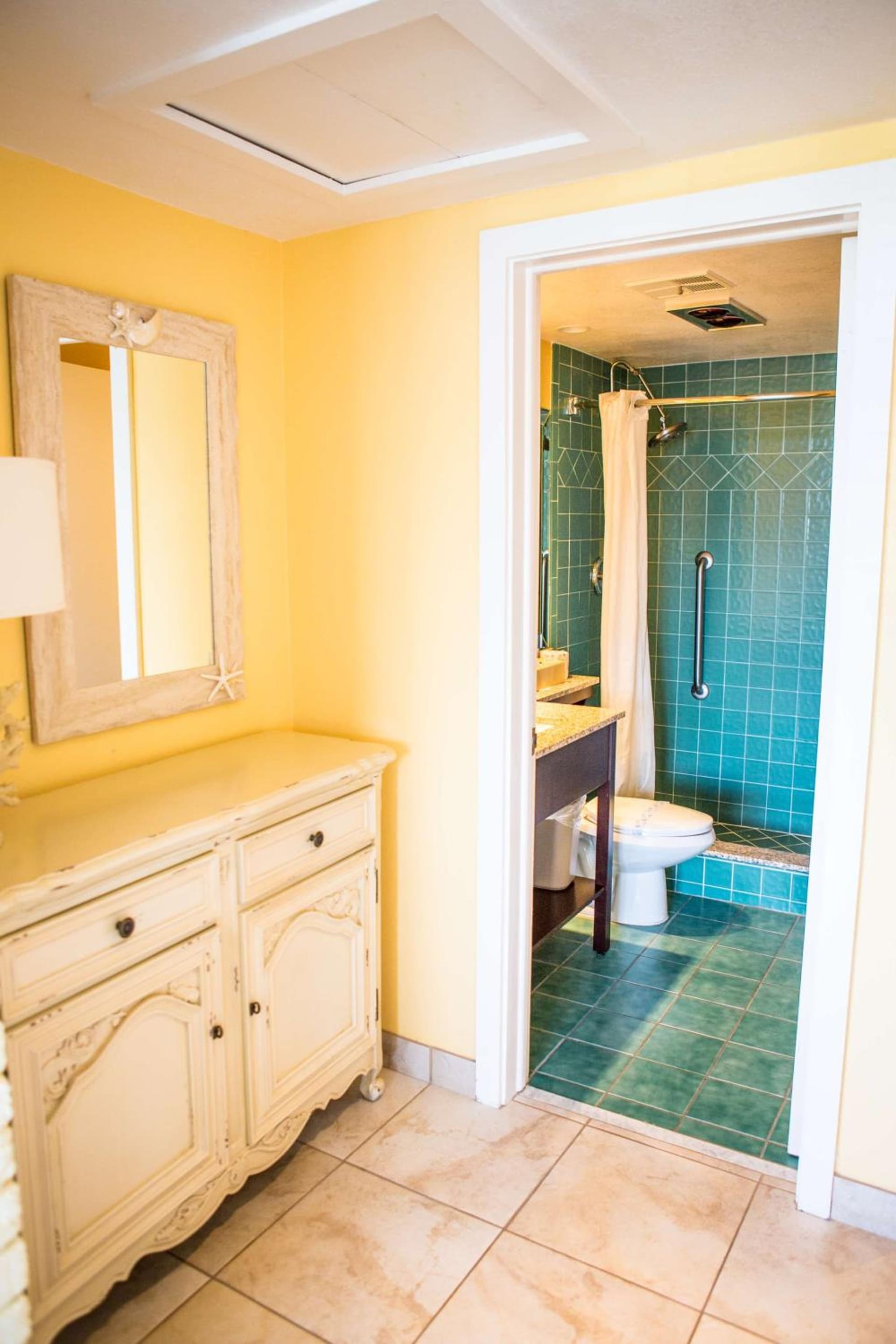 Best Western Plus Yacht Harbor Inn gallery photo in Dunedin, FL — image 25