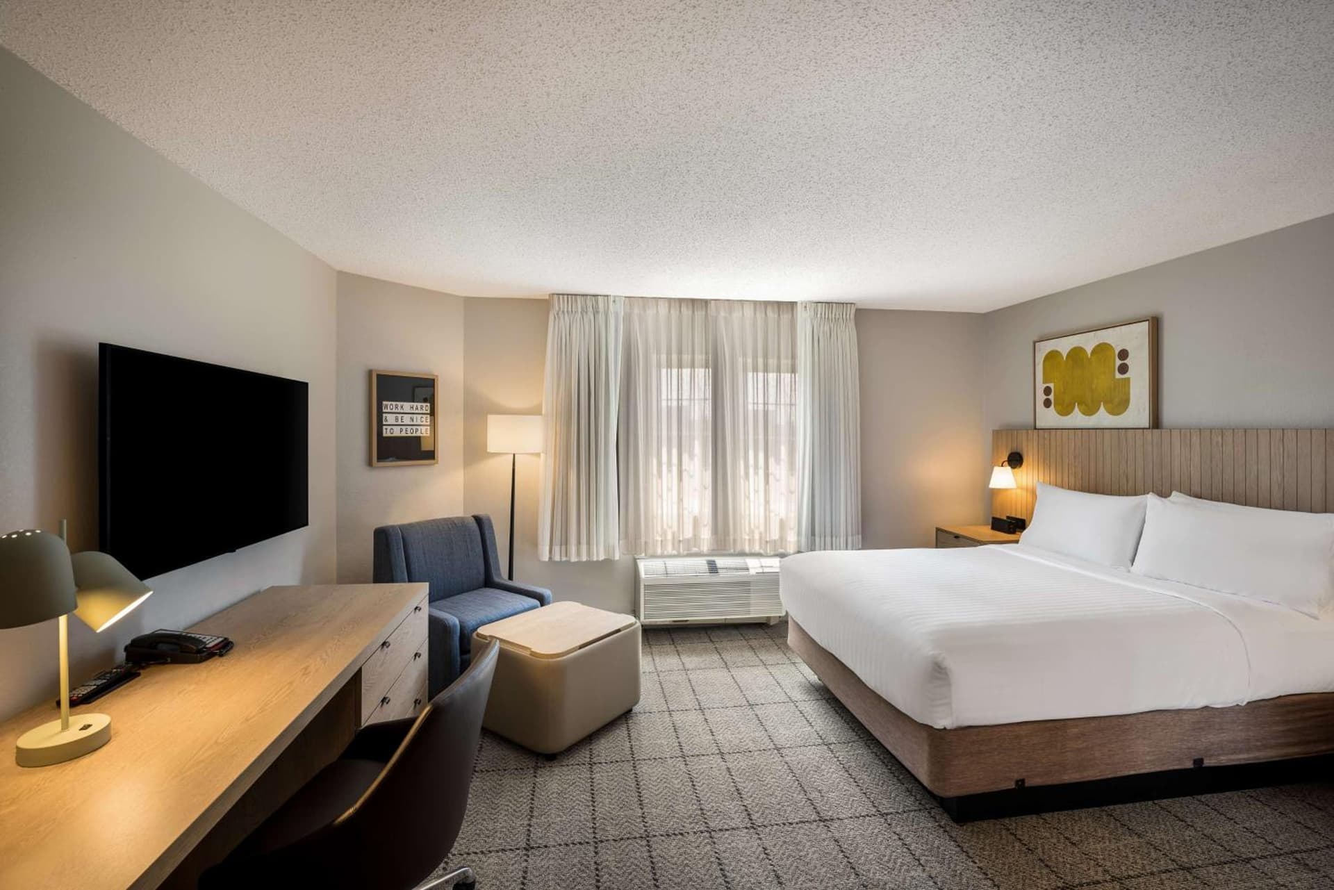 Sonesta Simply Suites Jersey City gallery photo in Jersey City, NJ — image 18