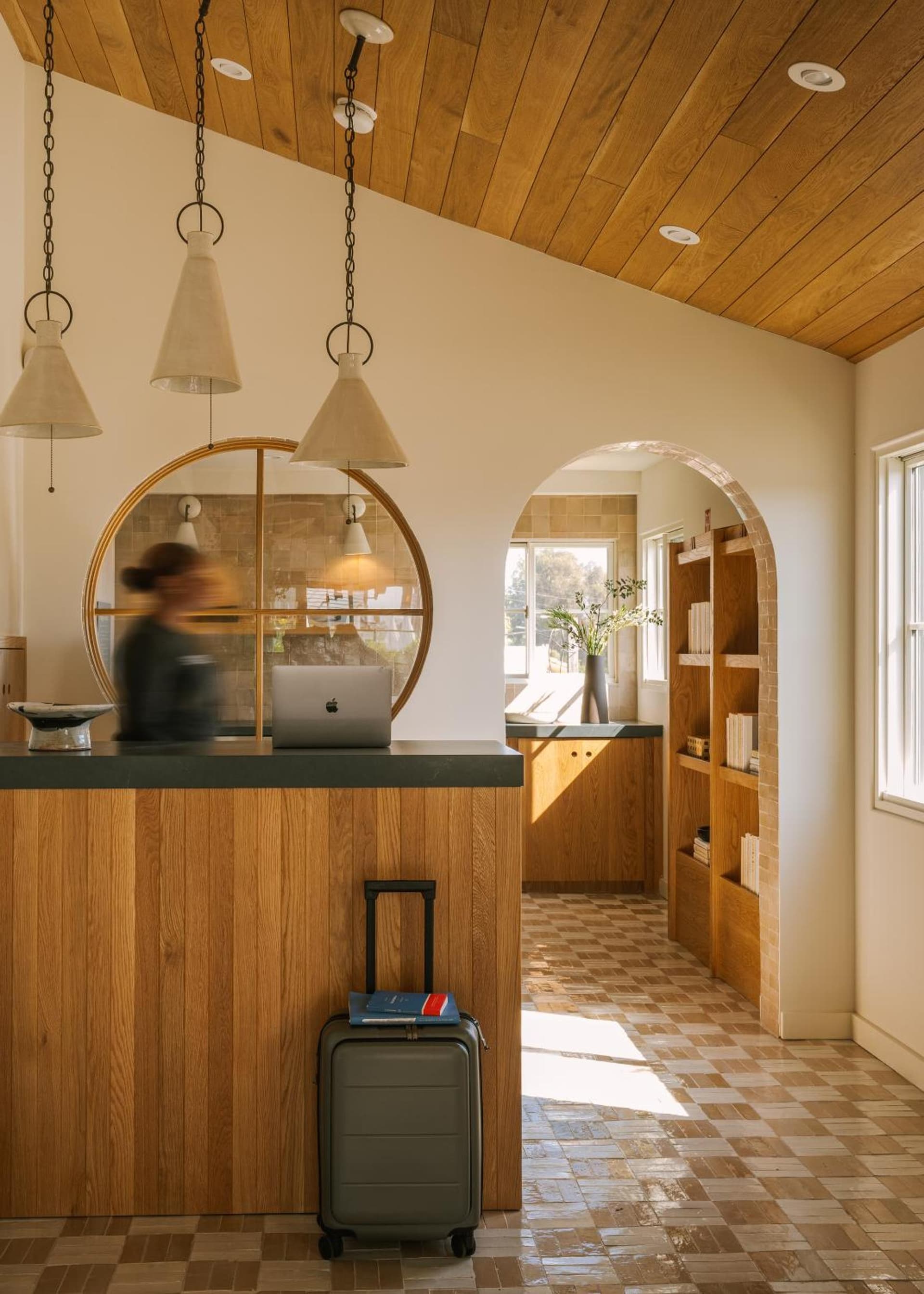 Woods Cove Inn interior in Laguna Beach, CA — gallery photo 2