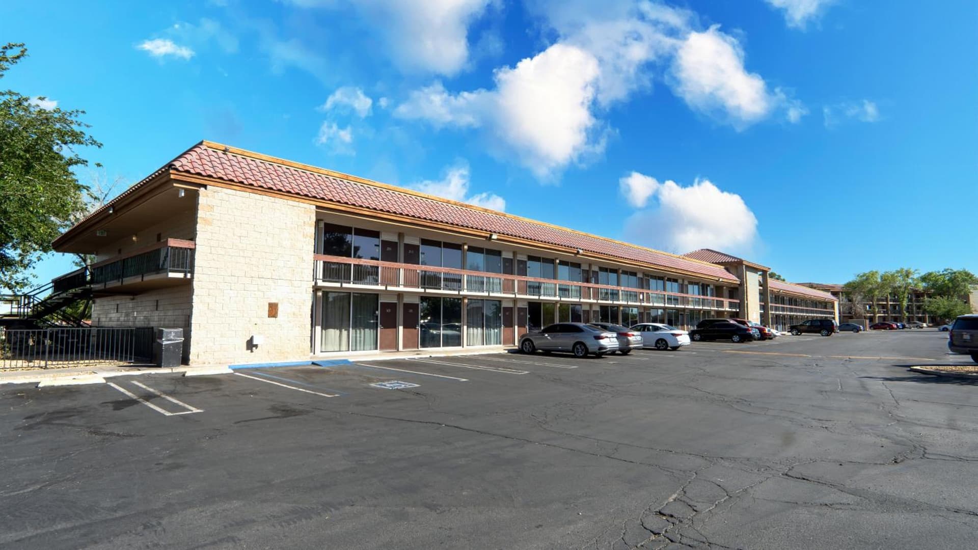 Motel 6 Victorville Green Tree Bvld gallery photo in Victorville, CA — image 31