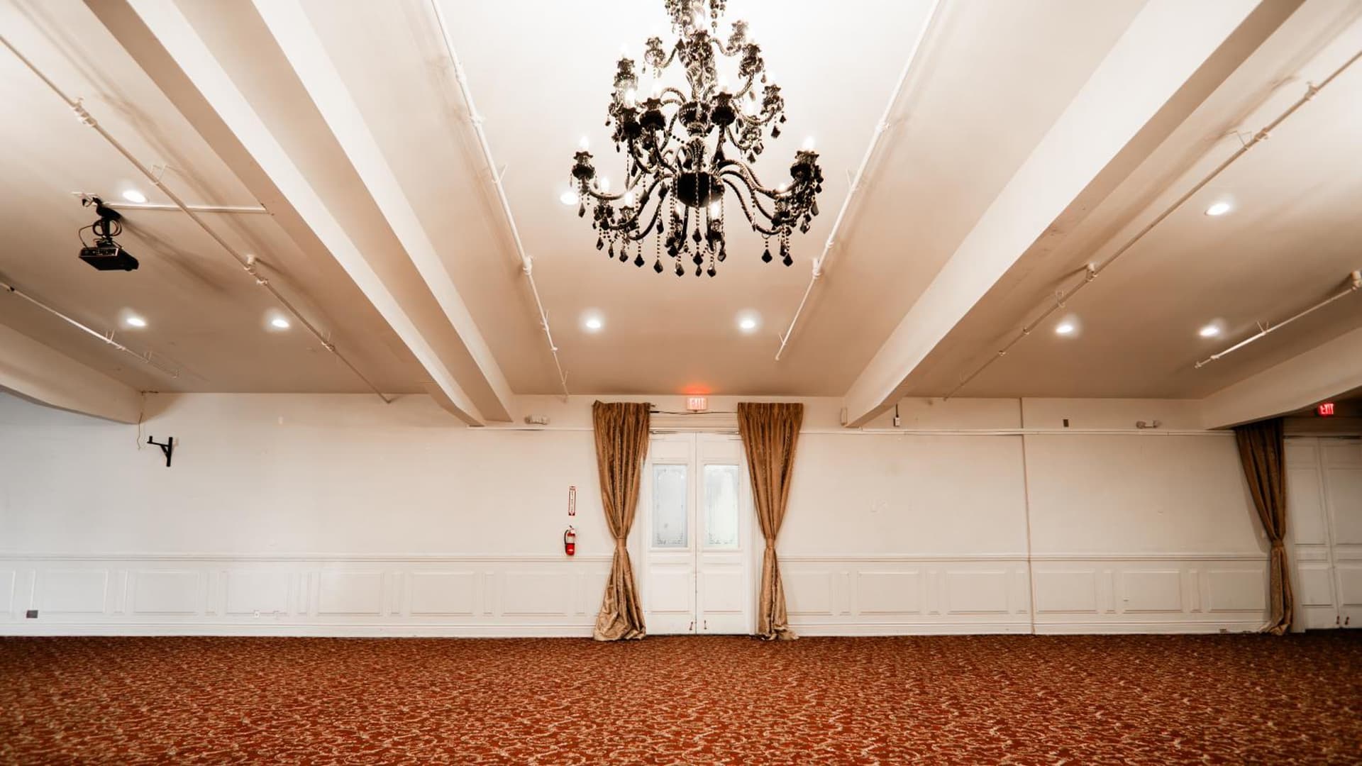 Motel 6 Victorville Green Tree Bvld gallery photo in Victorville, CA — image 92