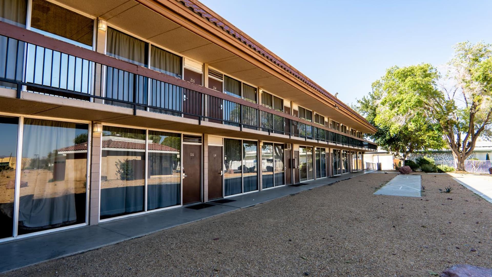 Motel 6 Victorville Green Tree Bvld gallery photo in Victorville, CA — image 57