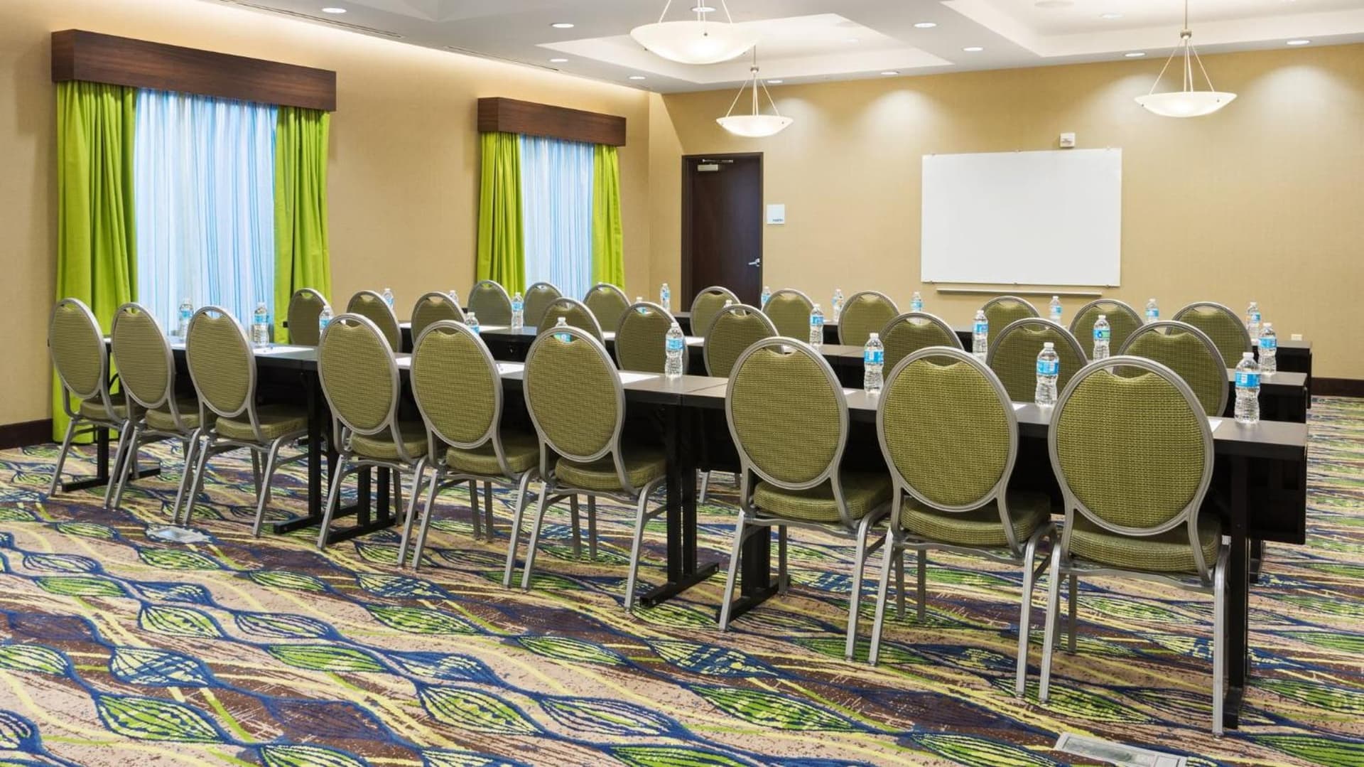 Holiday Inn Express & Suites Midland South I-20 by IHG gallery photo in Midland, TX — image 45