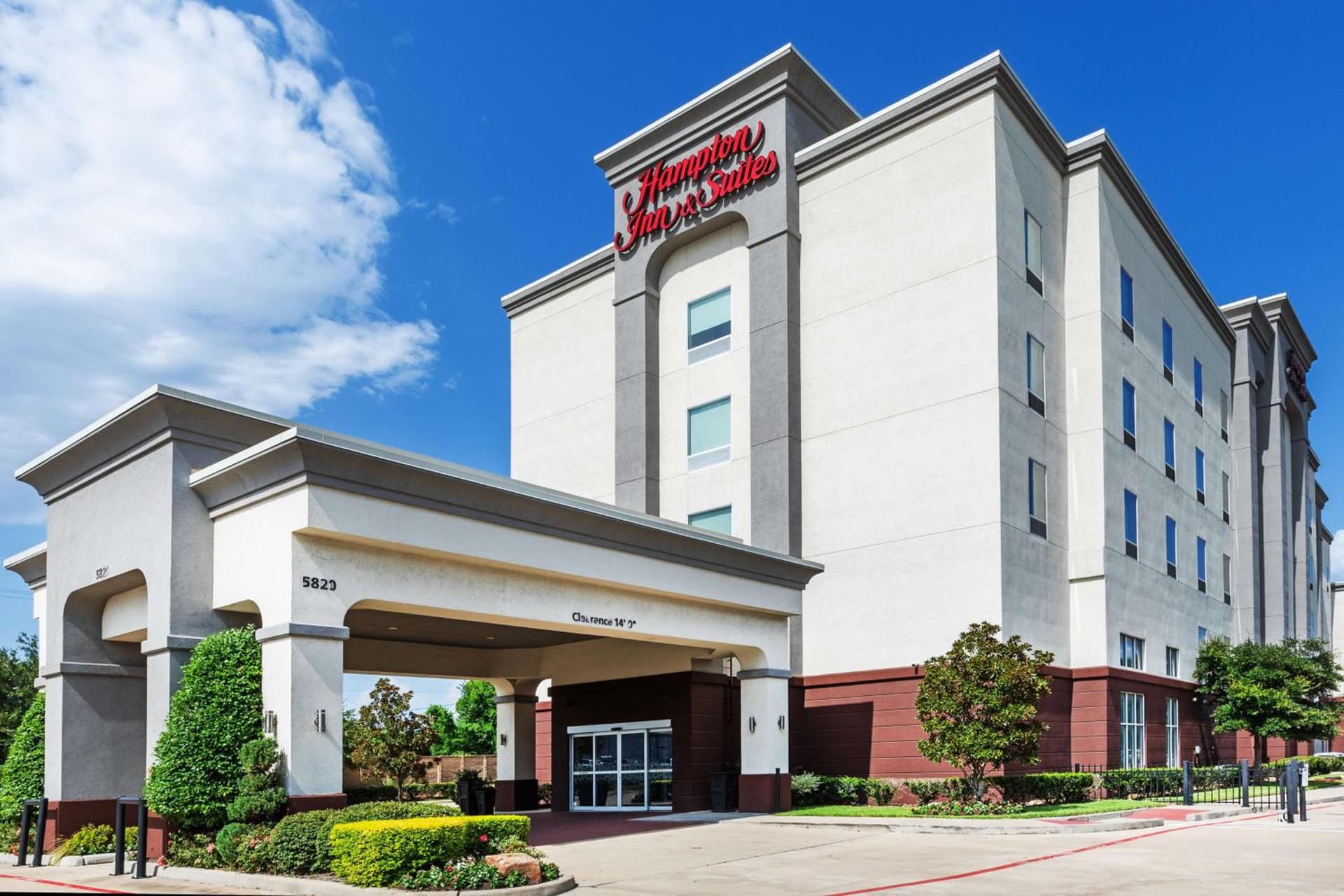 Hampton Inn and Suites Houston Heights I-10 exterior or lobby in Houston, TX — main listing photo