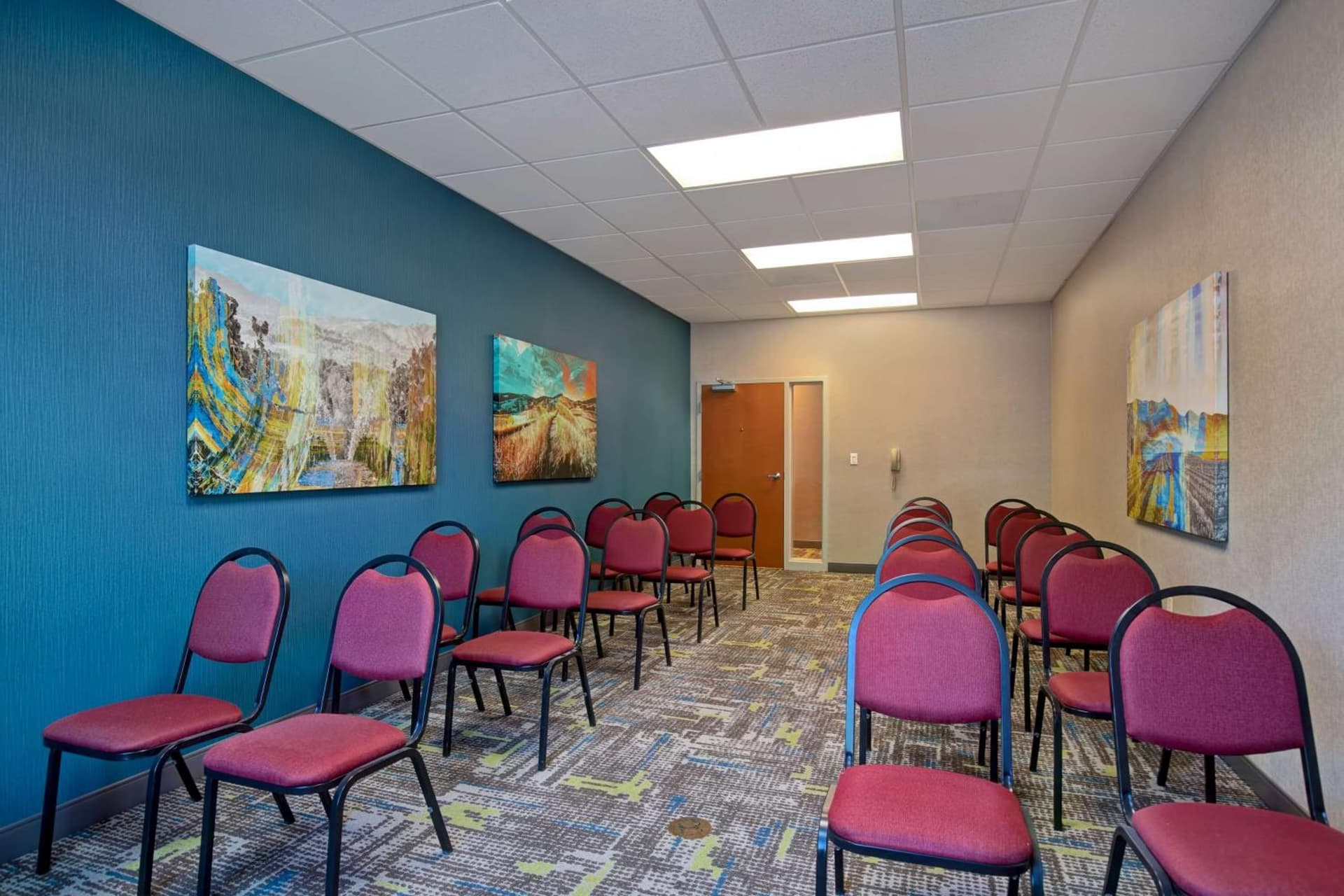 Hampton Inn & Suites Rohnert Park - Sonoma County gallery photo in Rohnert Park, CA — image 7