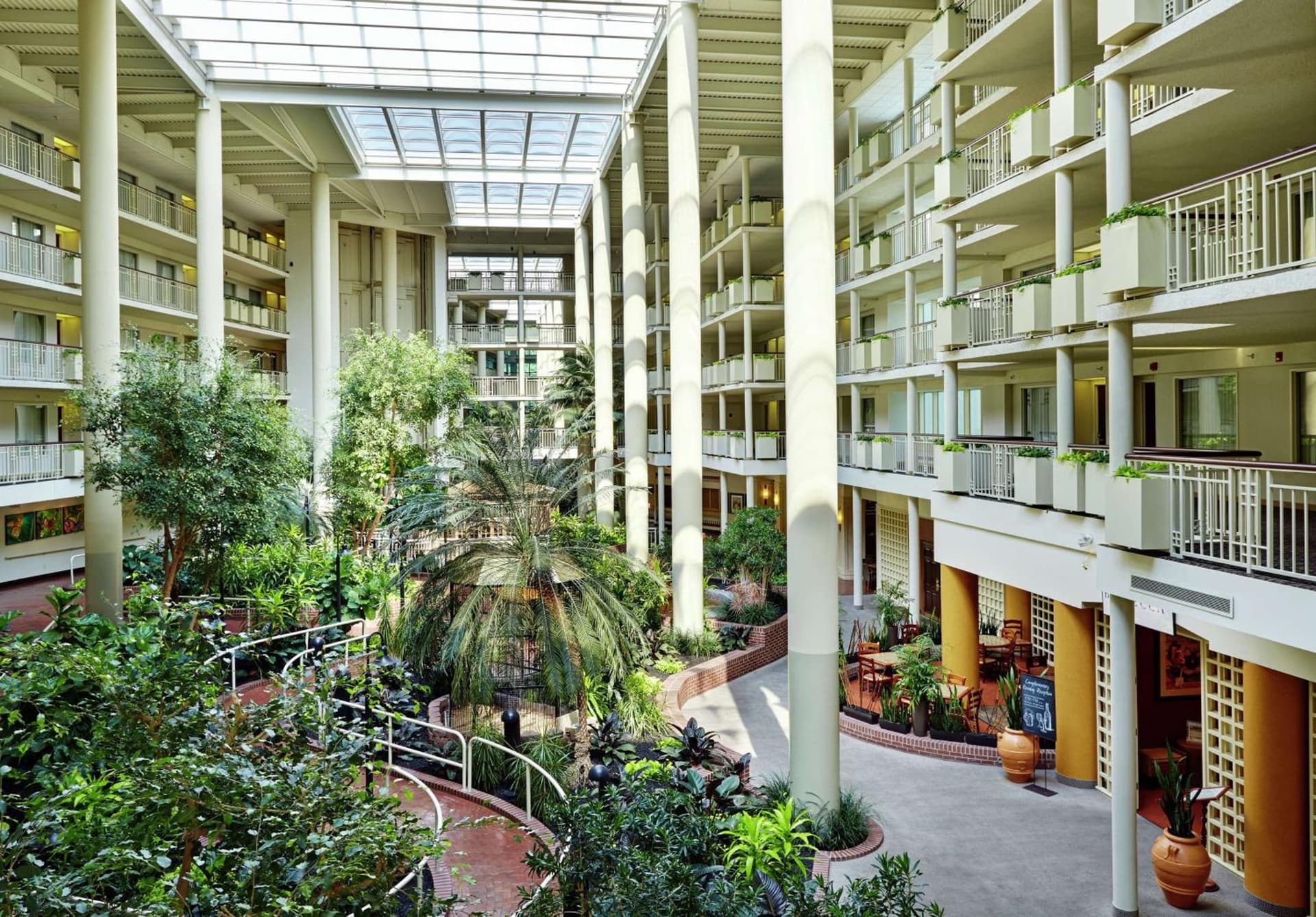 Embassy Suites Parsippany interior in Parsippany, NJ — gallery photo 2