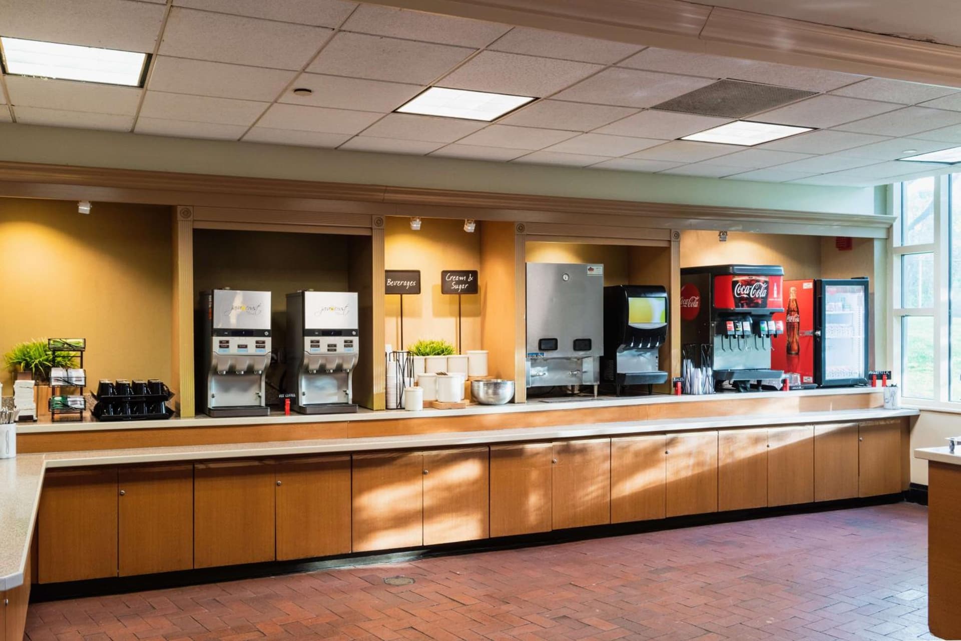 Embassy Suites Parsippany gallery photo in Parsippany, NJ — image 9