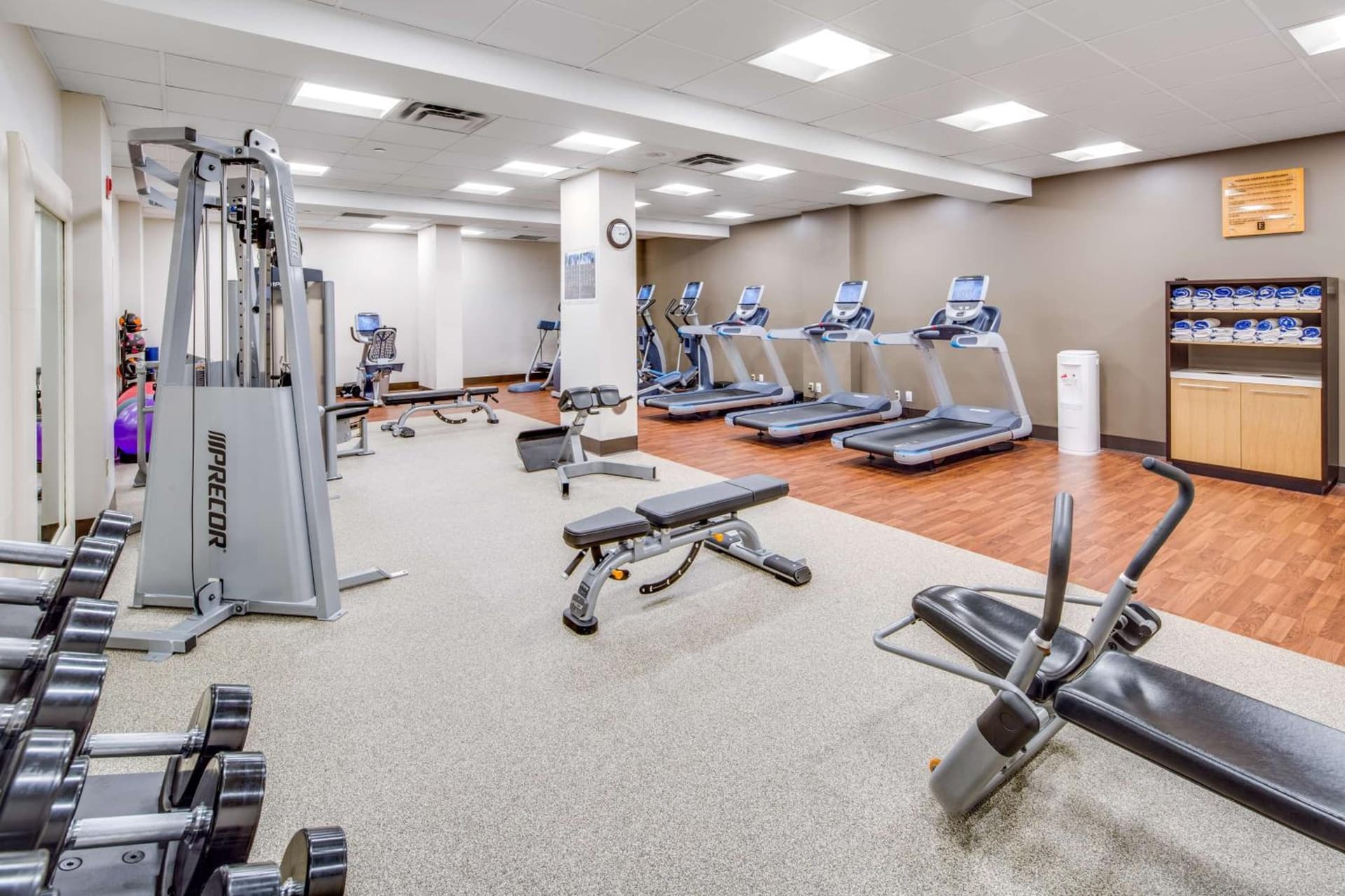 Embassy Suites Parsippany gallery photo in Parsippany, NJ — image 5