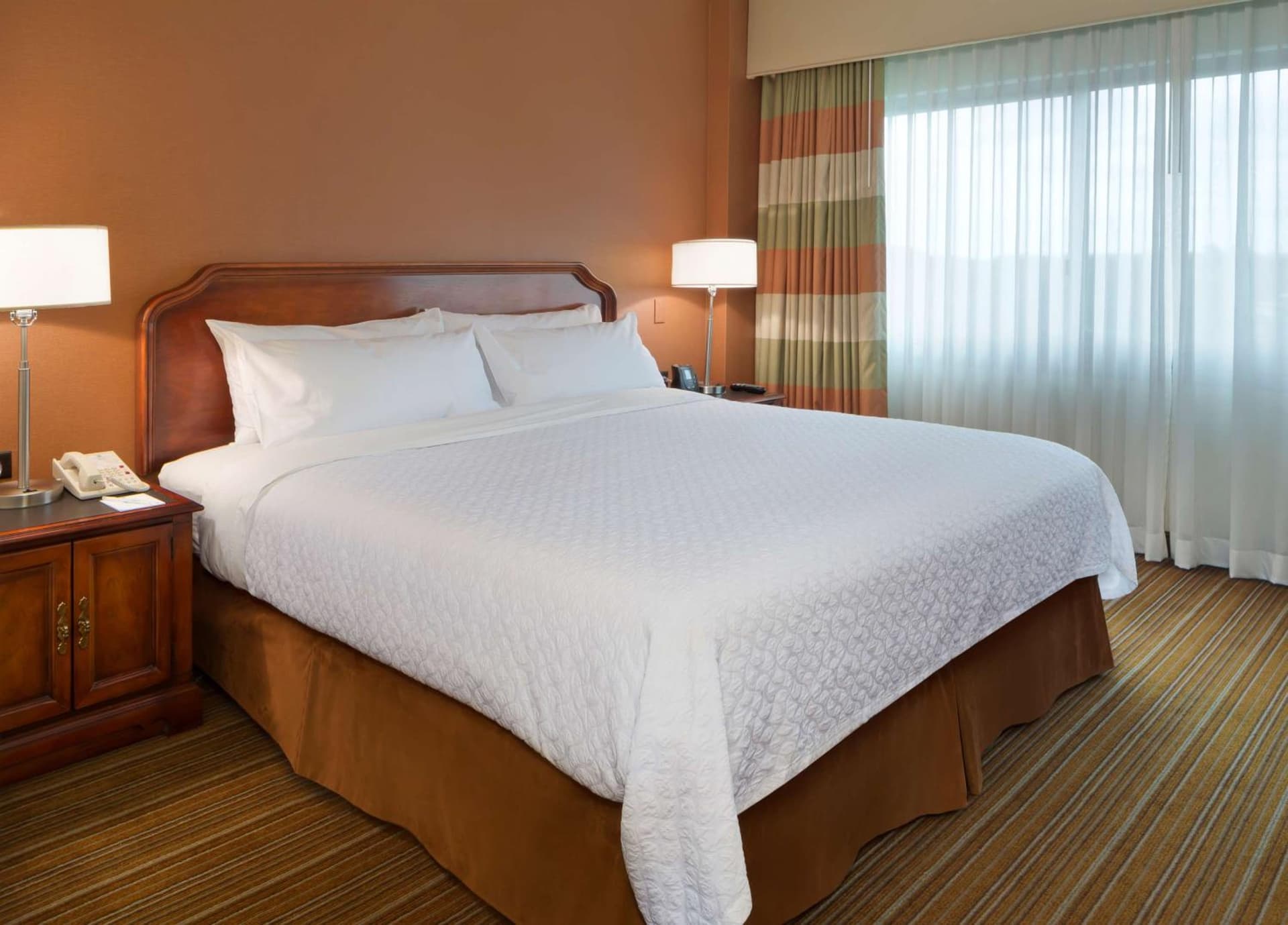 Embassy Suites Parsippany gallery photo in Parsippany, NJ — image 4