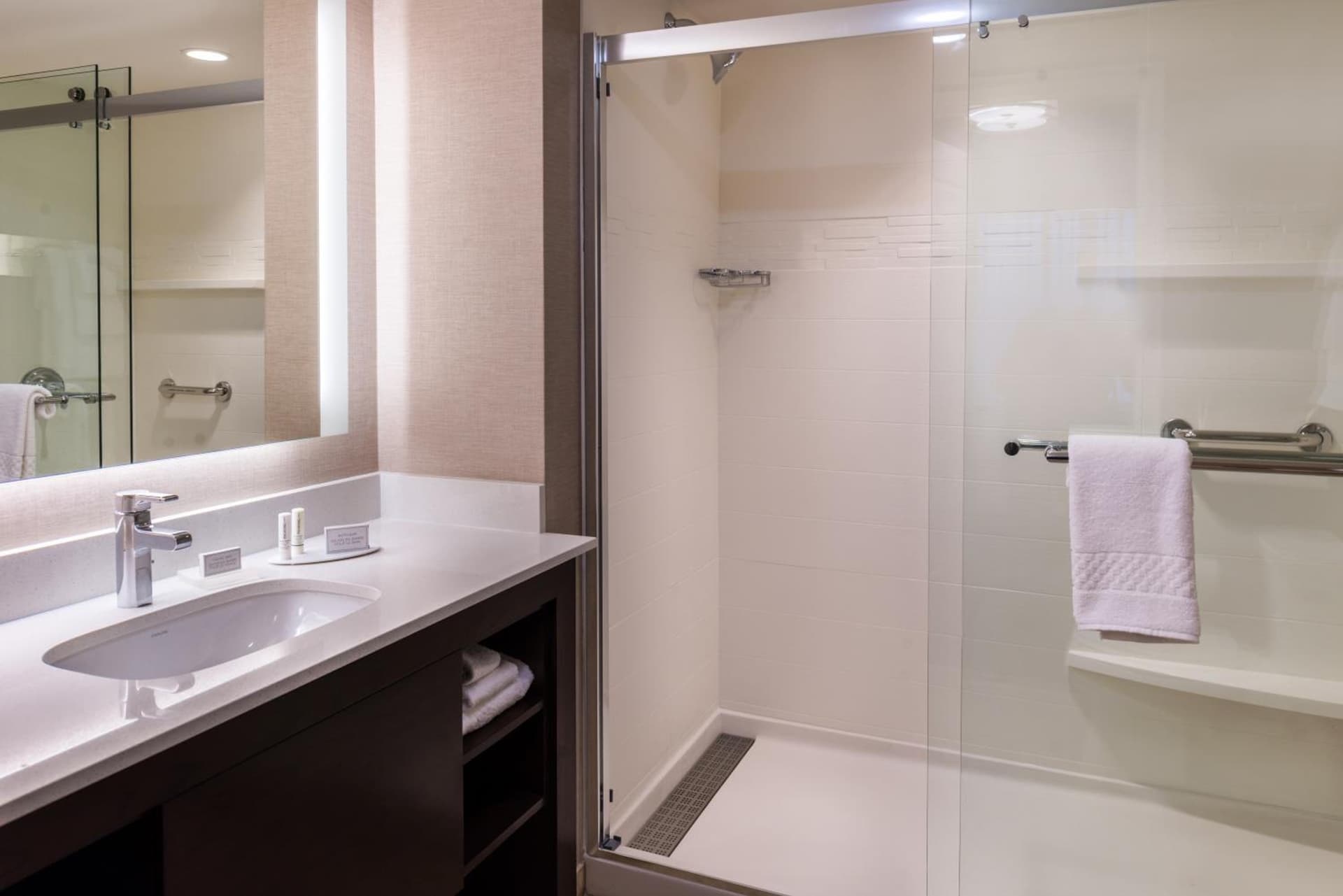 Residence Inn by Marriott Seattle University District gallery photo in Seattle, WA — image 25