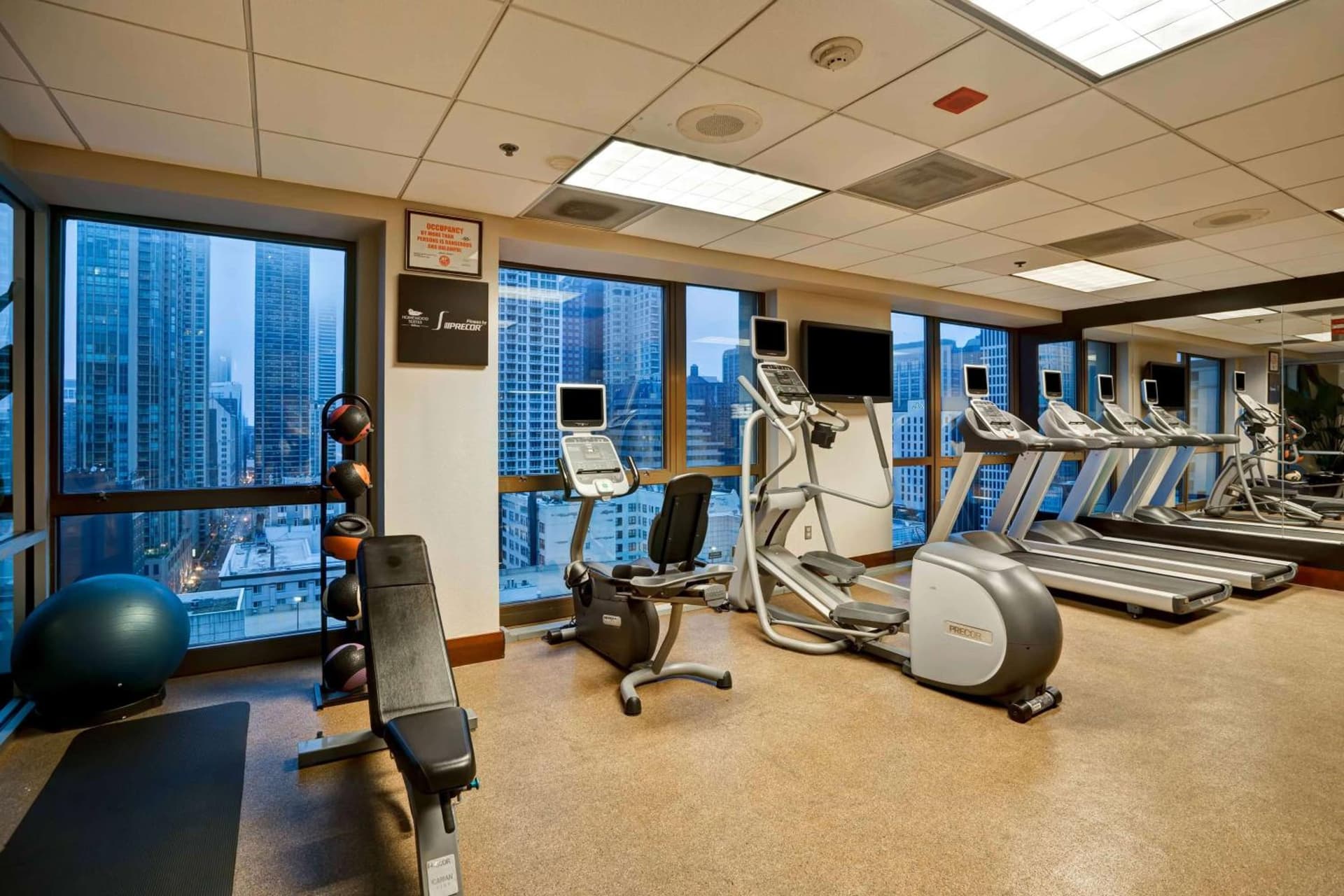 Homewood Suites by Hilton Chicago-Downtown gallery photo in Chicago, IL — image 33