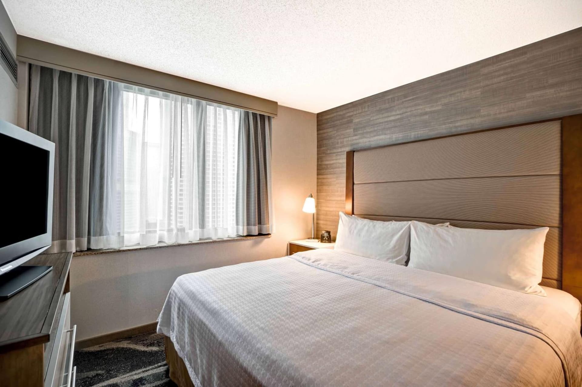 Homewood Suites by Hilton Chicago-Downtown gallery photo in Chicago, IL — image 37