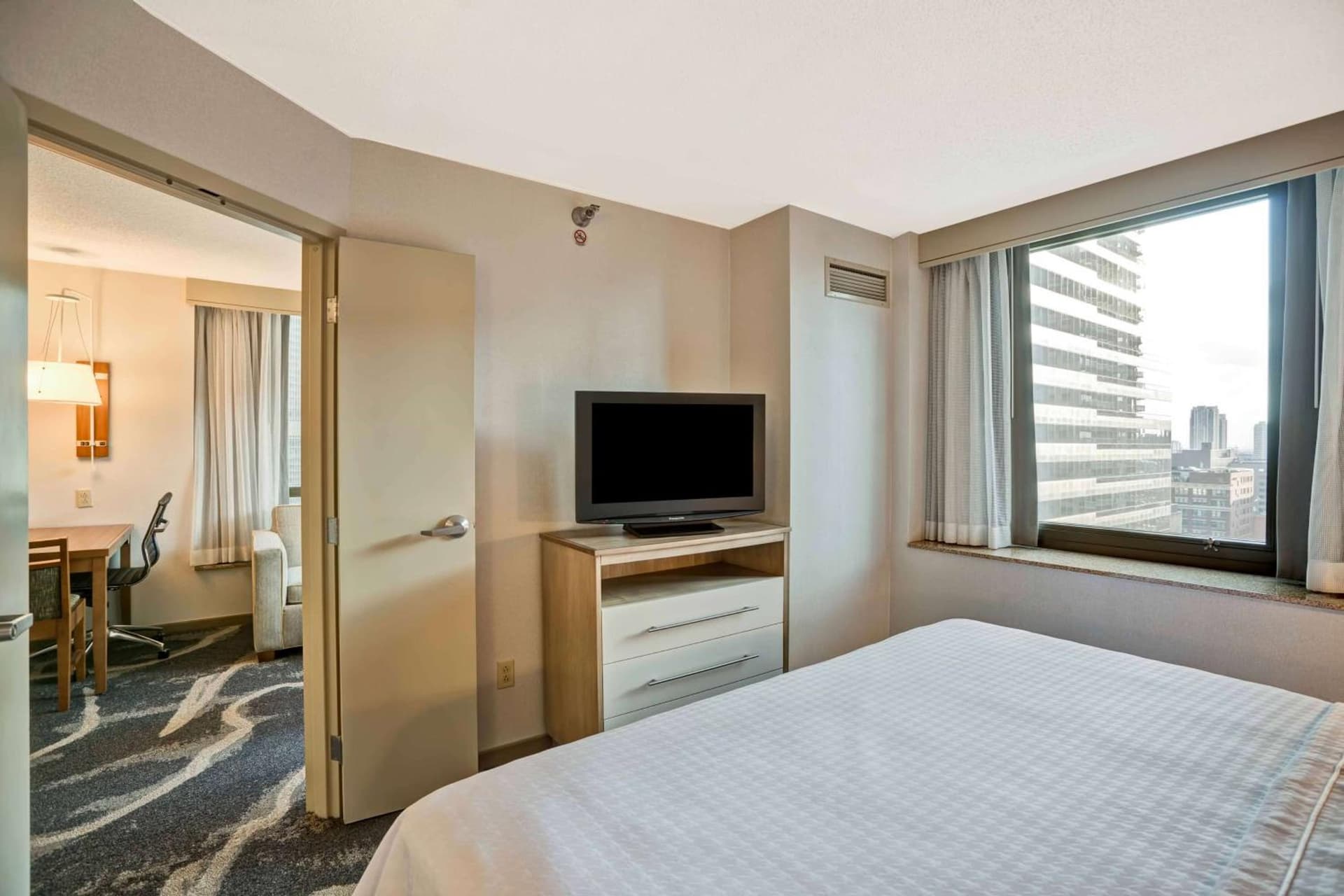 Homewood Suites by Hilton Chicago-Downtown gallery photo in Chicago, IL — image 21