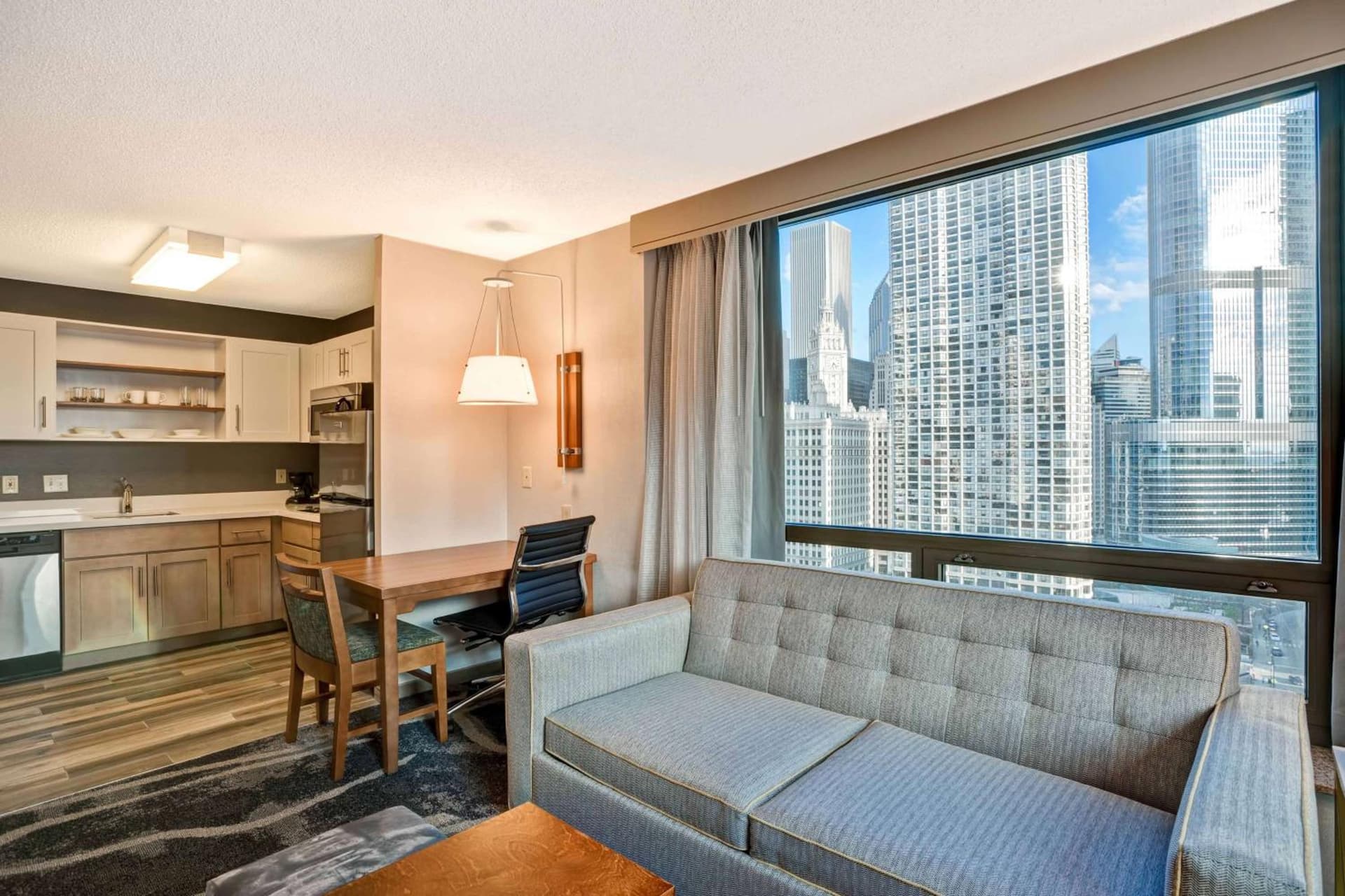 Homewood Suites by Hilton Chicago-Downtown gallery photo in Chicago, IL — image 11