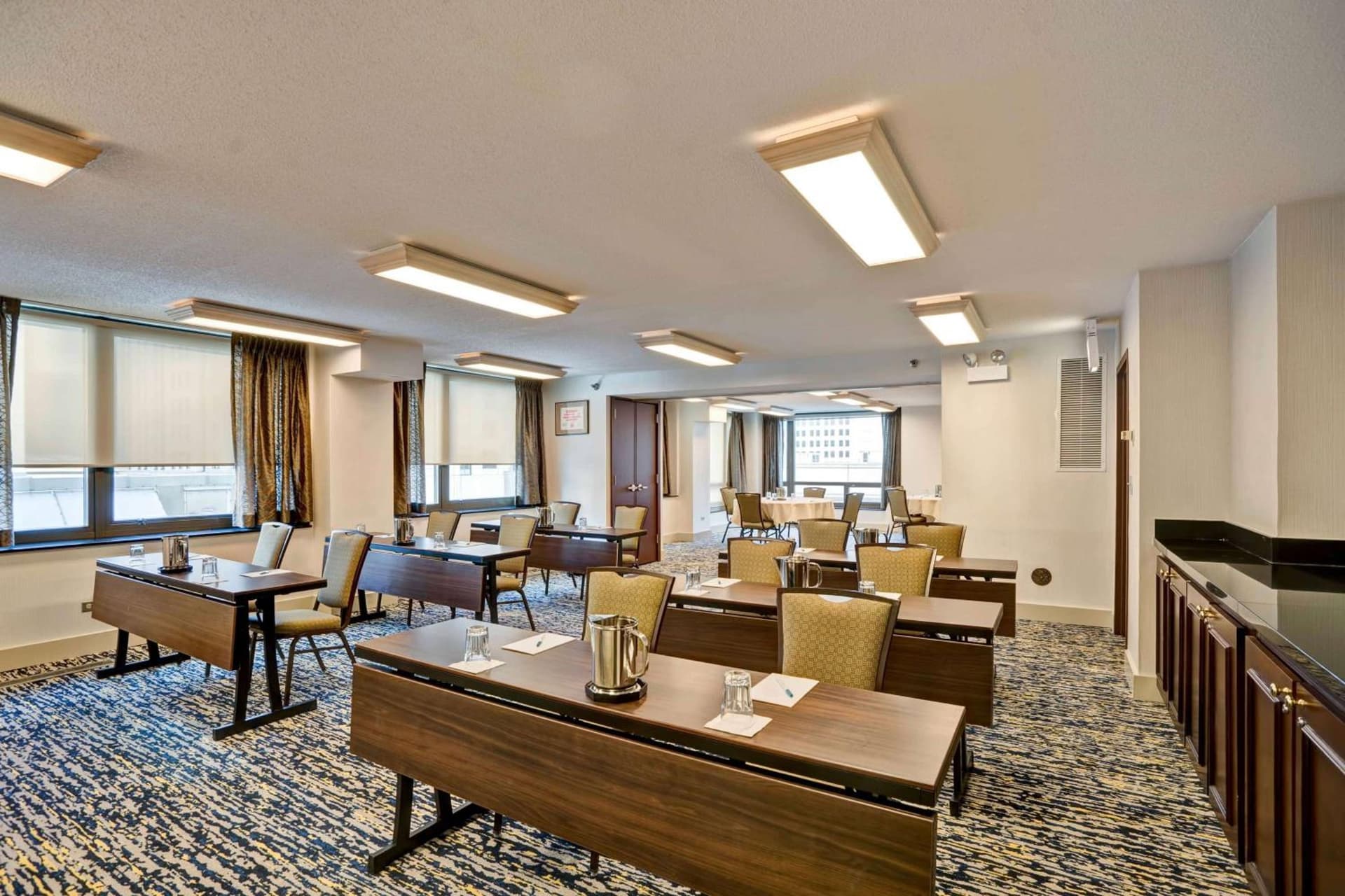 Homewood Suites by Hilton Chicago-Downtown gallery photo in Chicago, IL — image 23