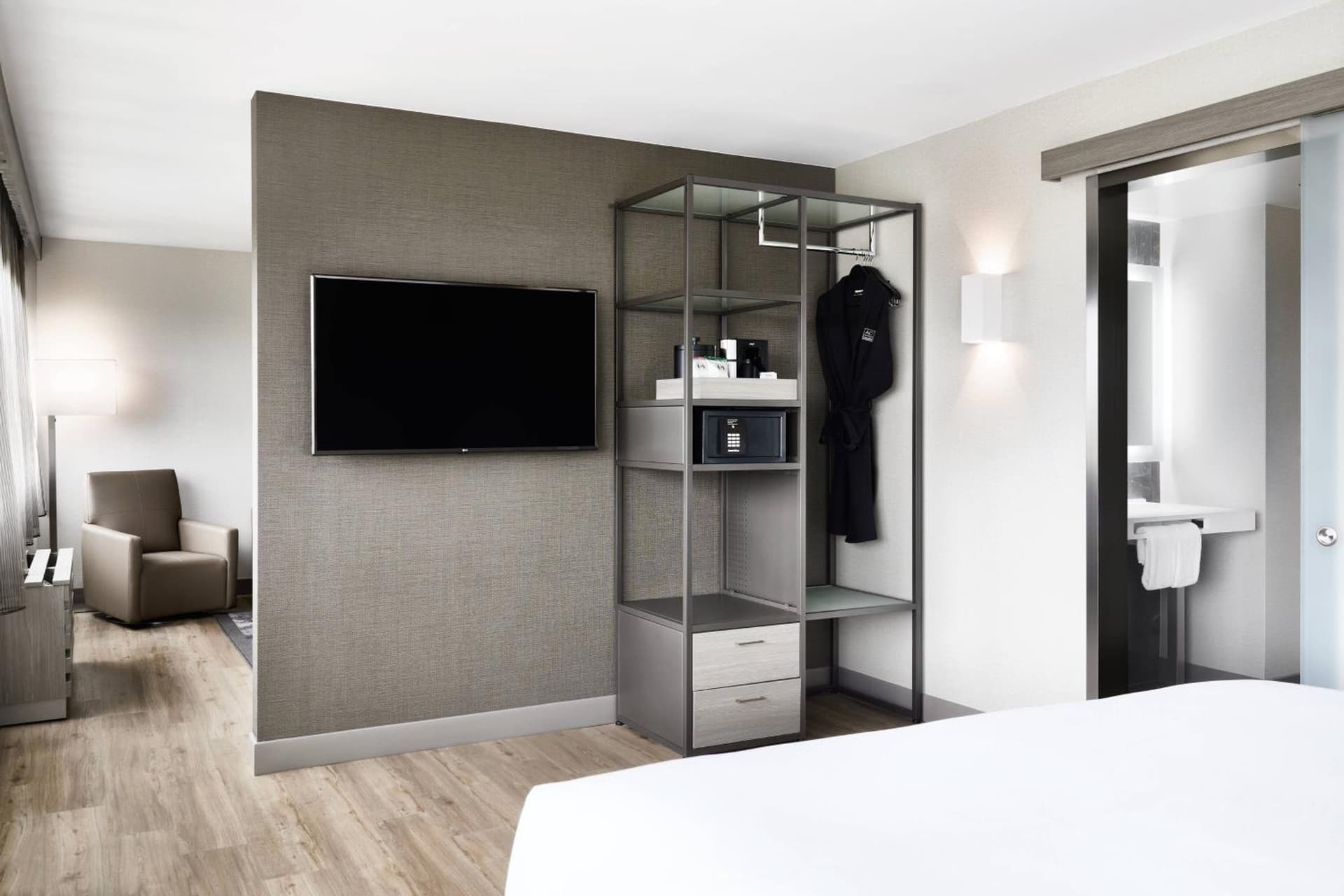 AC Hotel by Marriott Pleasanton gallery photo in Pleasanton, CA — image 42