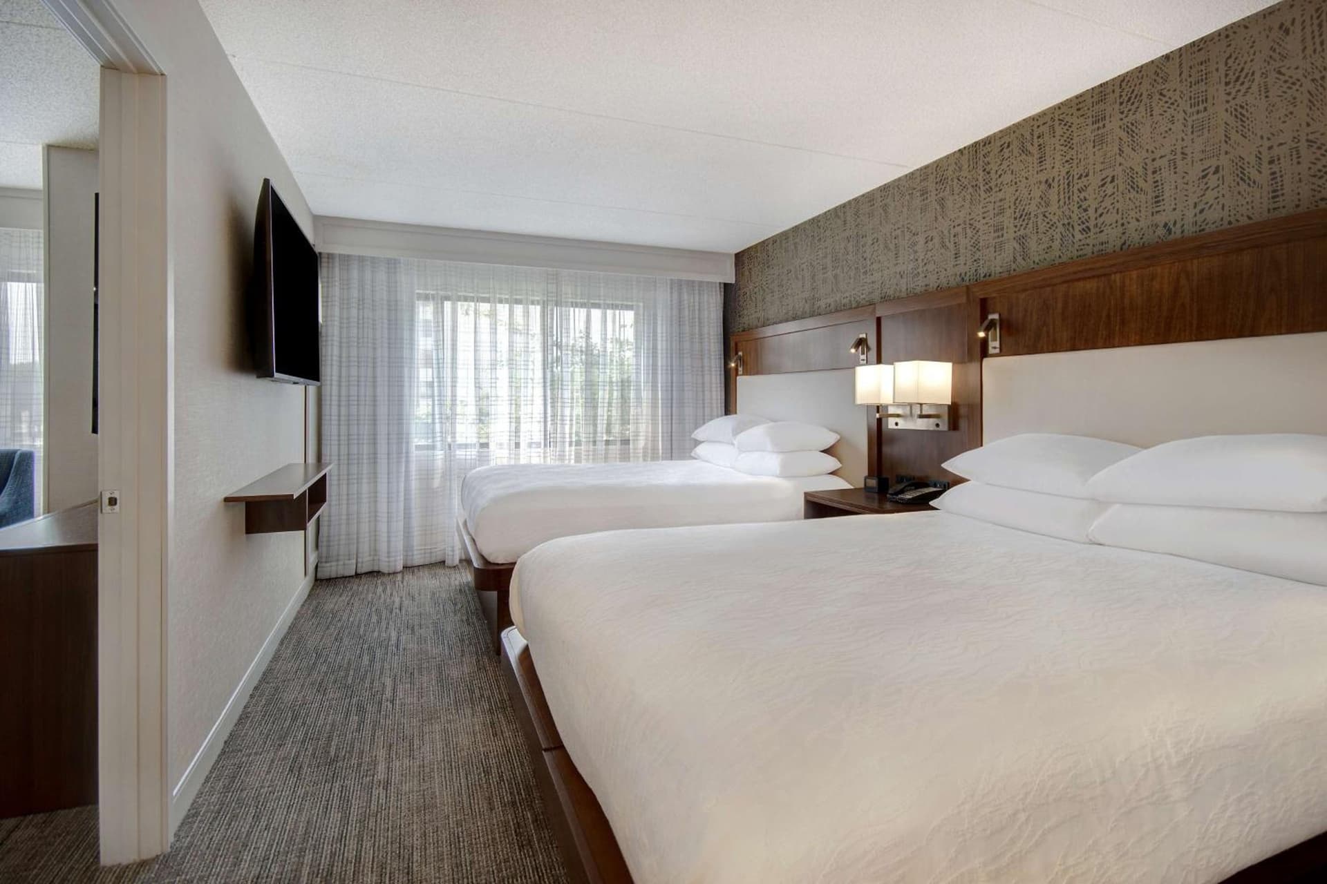 Embassy Suites by Hilton Detroit Metro Airport gallery photo in Romulus, MI — image 32