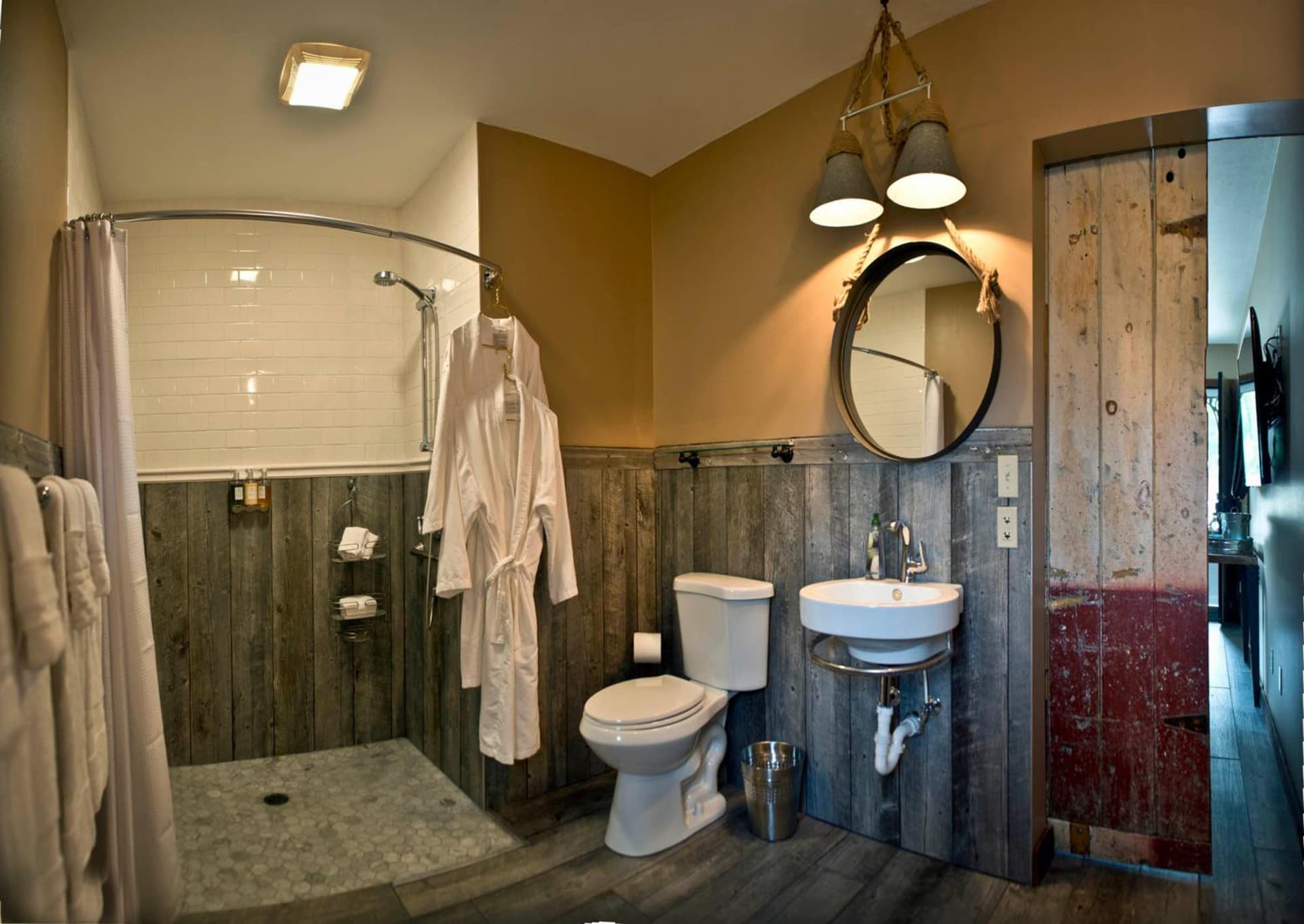 Maxwell Mansion Hotel gallery photo in Lake Geneva, WI — image 38