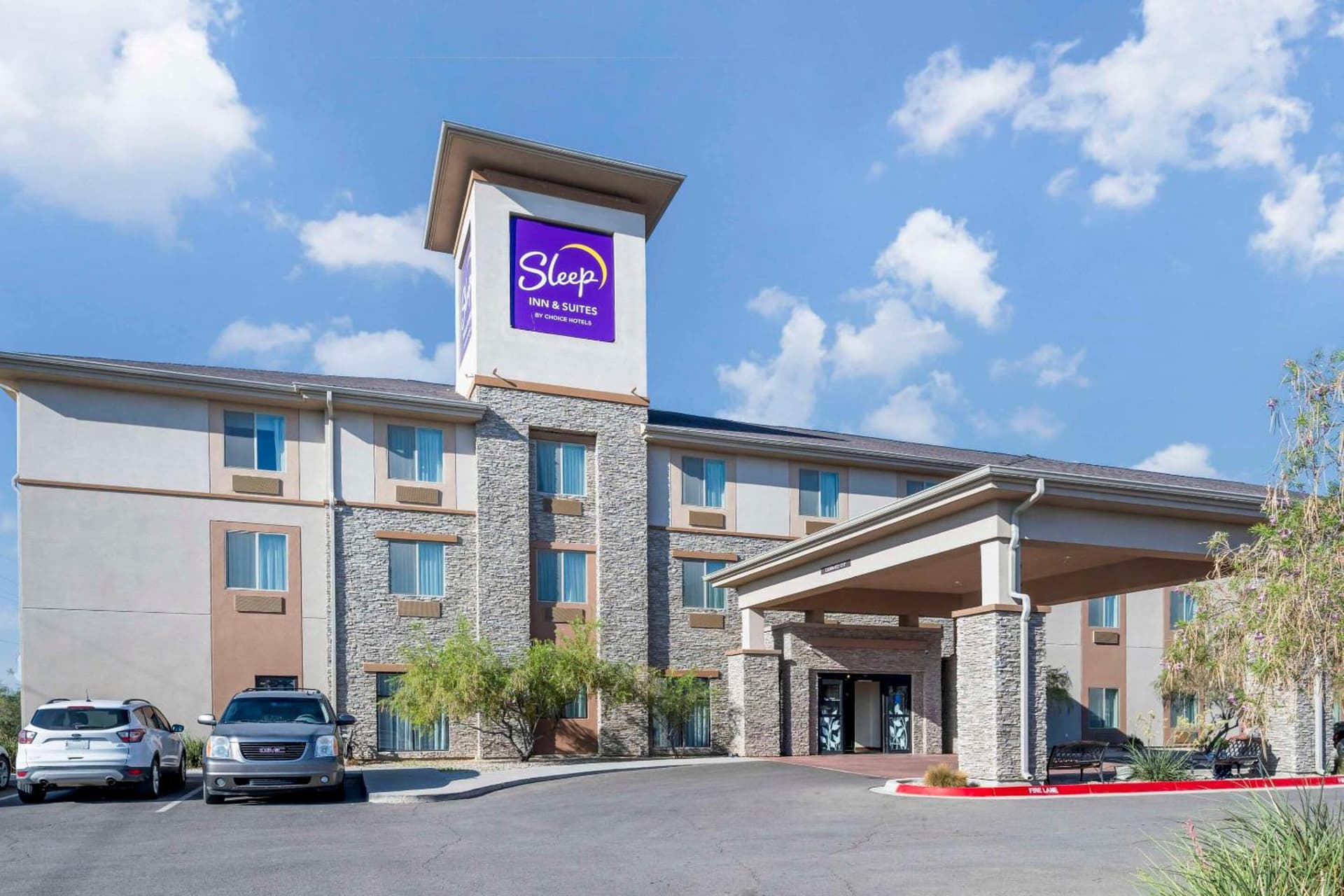 Sleep Inn & Suites Carlsbad Caverns Area interior in Carlsbad, NM — gallery photo 2