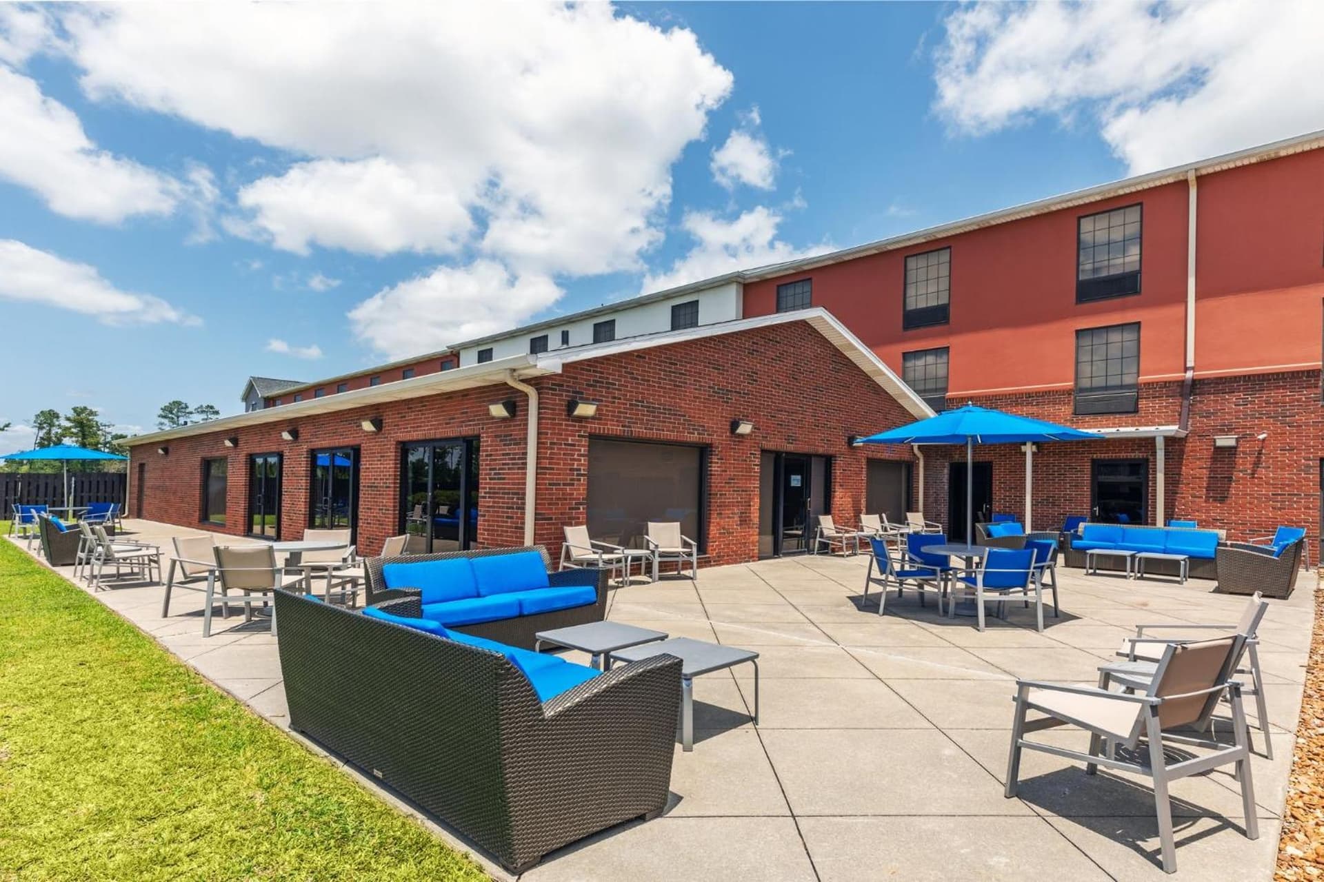 Holiday Inn Express & Suites Sulphur - Lake Charles by IHG gallery photo in Sulphur, LA — image 79