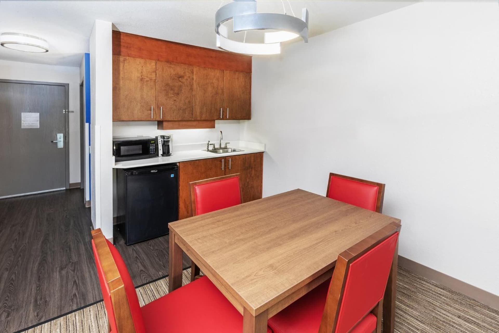 Holiday Inn Express & Suites Sulphur - Lake Charles by IHG gallery photo in Sulphur, LA — image 56