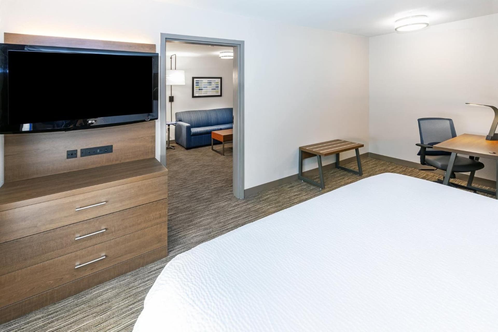 Holiday Inn Express & Suites Sulphur - Lake Charles by IHG gallery photo in Sulphur, LA — image 23