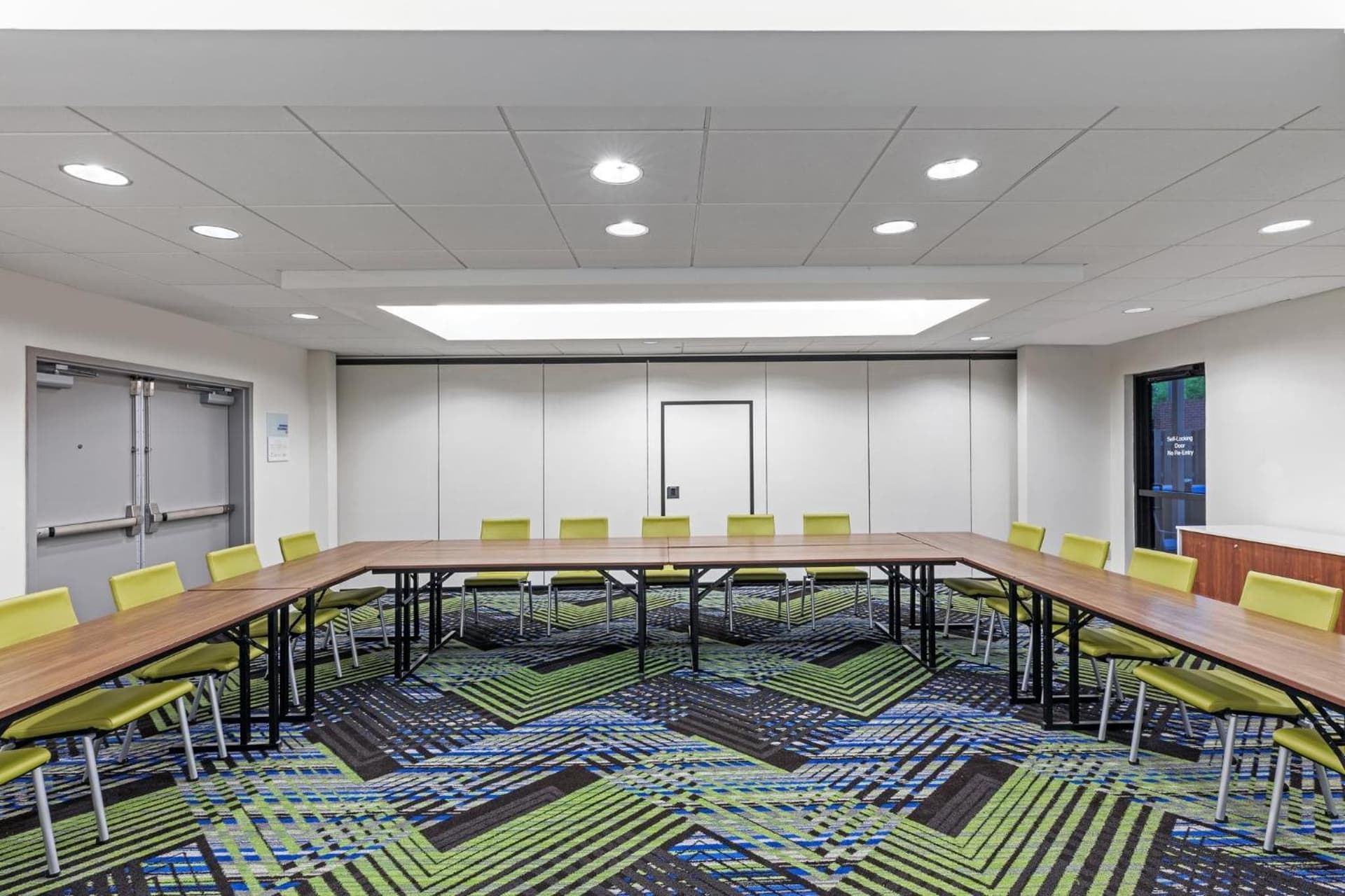 Holiday Inn Express & Suites Sulphur - Lake Charles by IHG gallery photo in Sulphur, LA — image 82