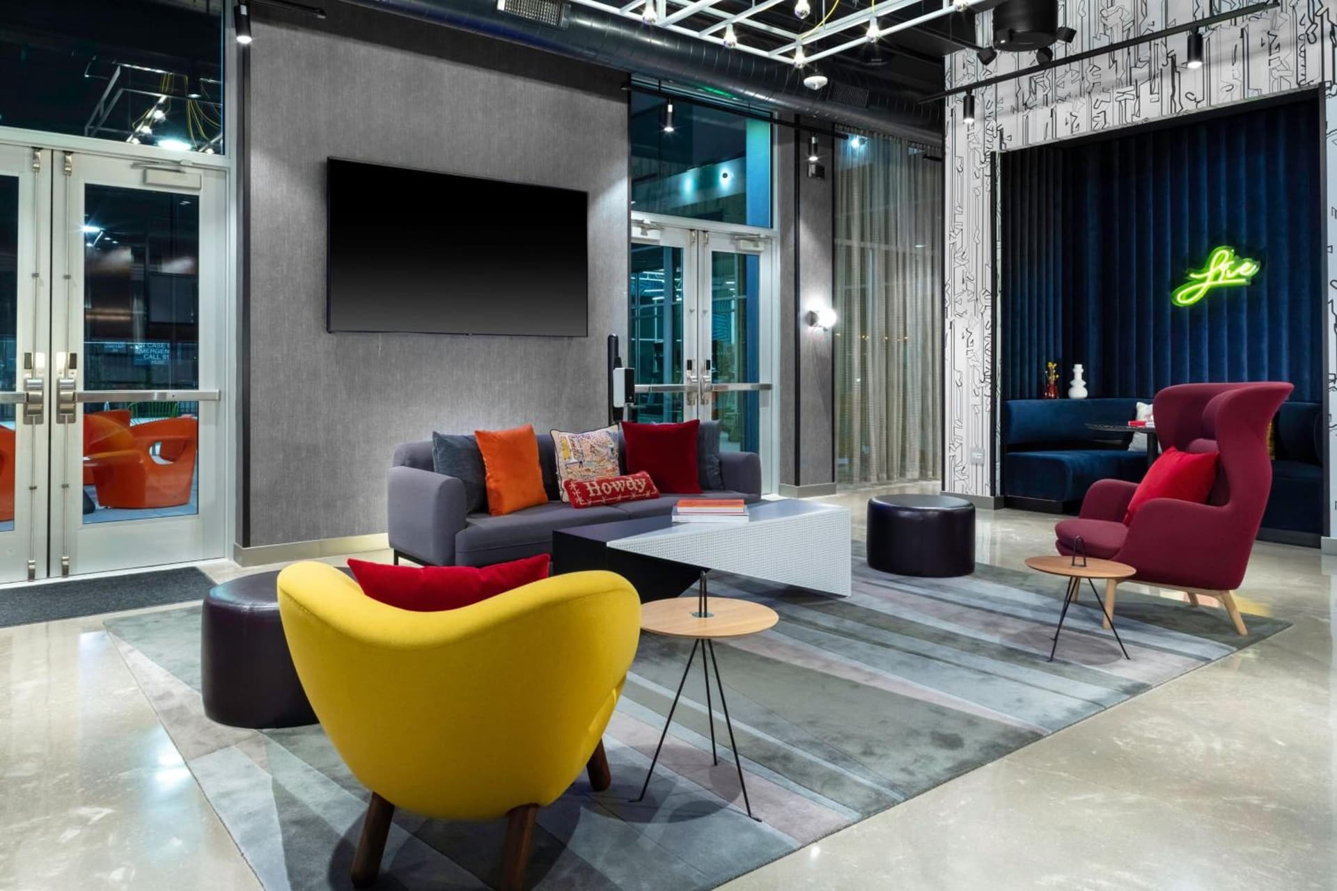 Aloft by Marriott Dallas Arlington South gallery photo in Arlington, TX — image 25