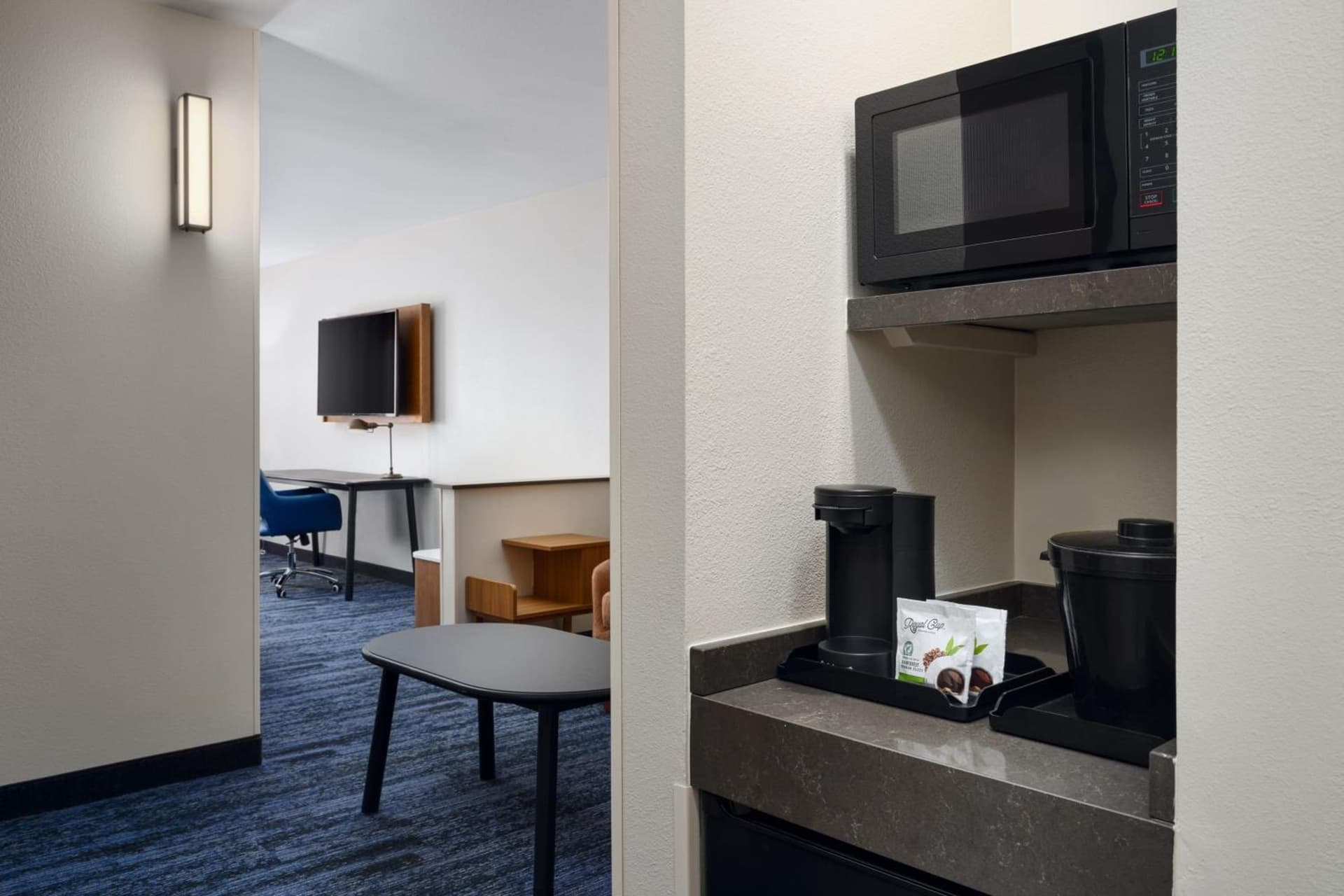 Fairfield Inn & Suites Auburn Opelika gallery photo in Opelika, AL — image 11