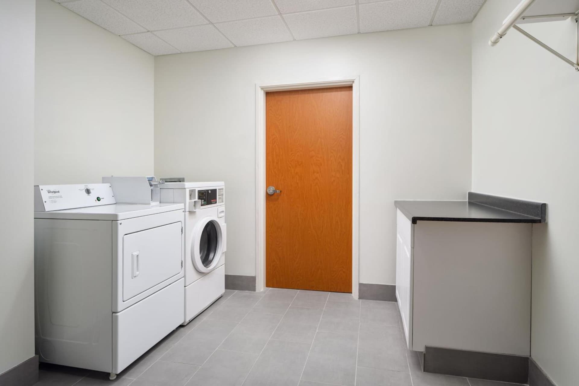 Fairfield Inn & Suites Auburn Opelika interior in Opelika, AL — gallery photo 2